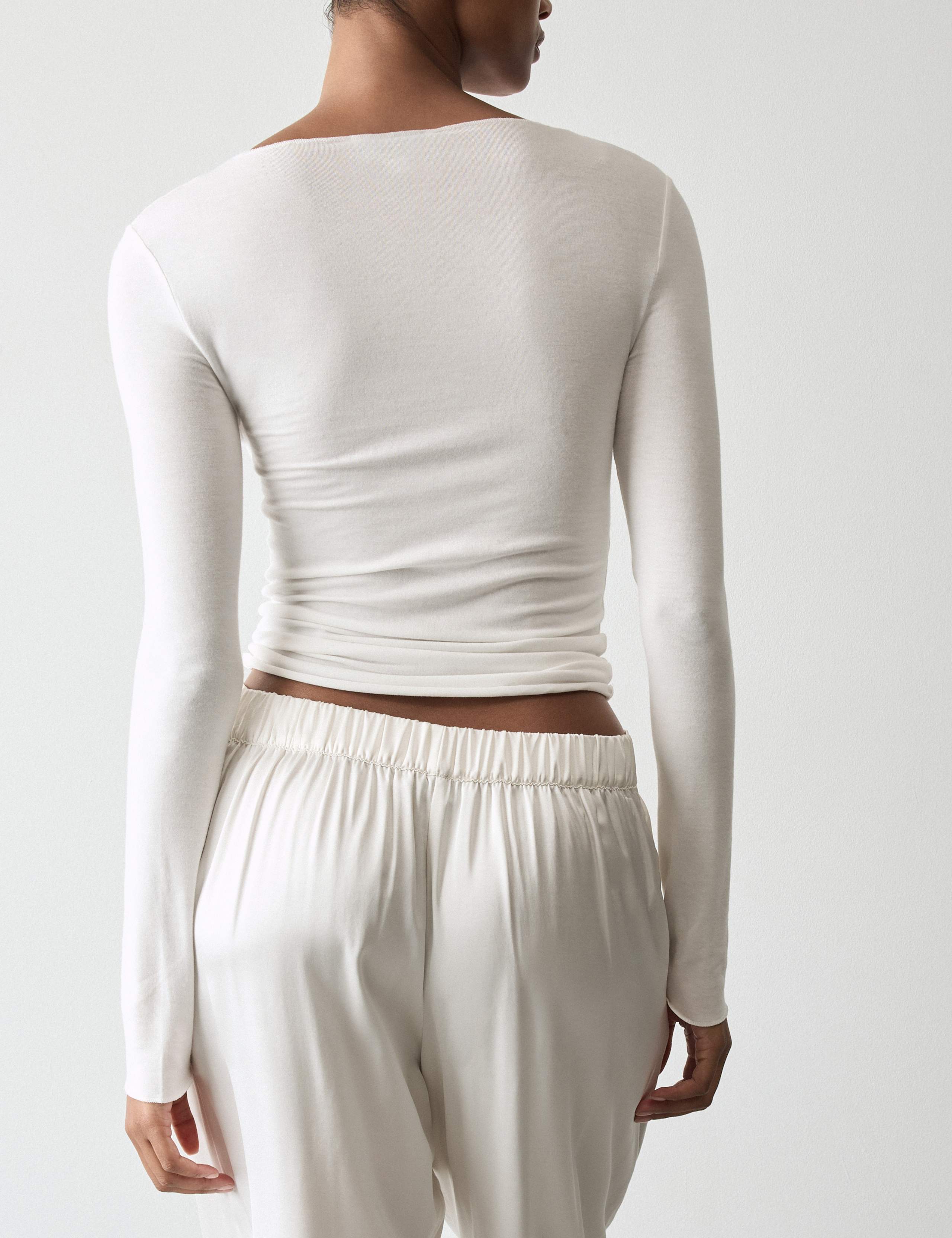 Sheer Pyjama Top with Cashmere & Bottom Set 4 of 6