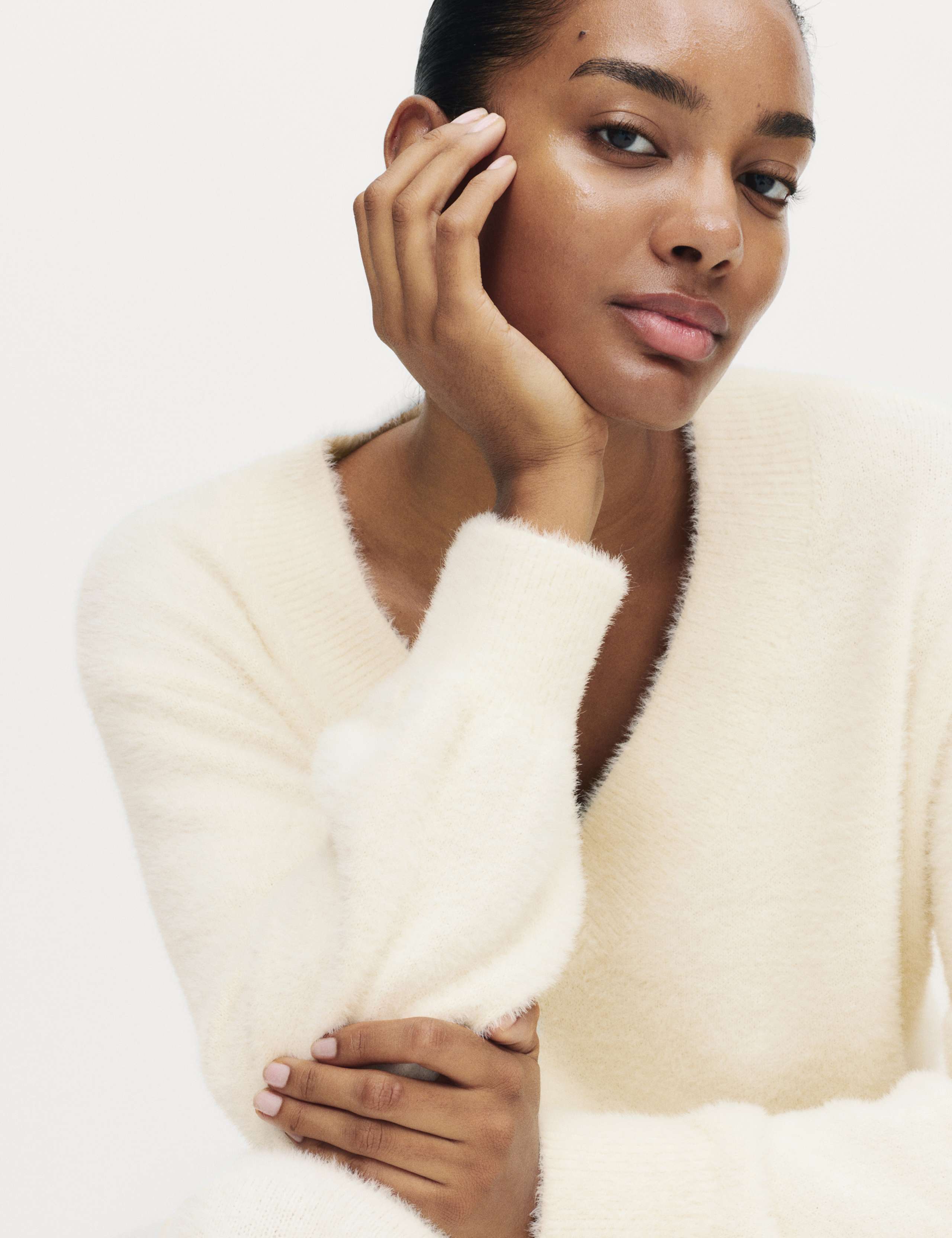 Feather Knit V-Neck Pyjama Set 6 of 6