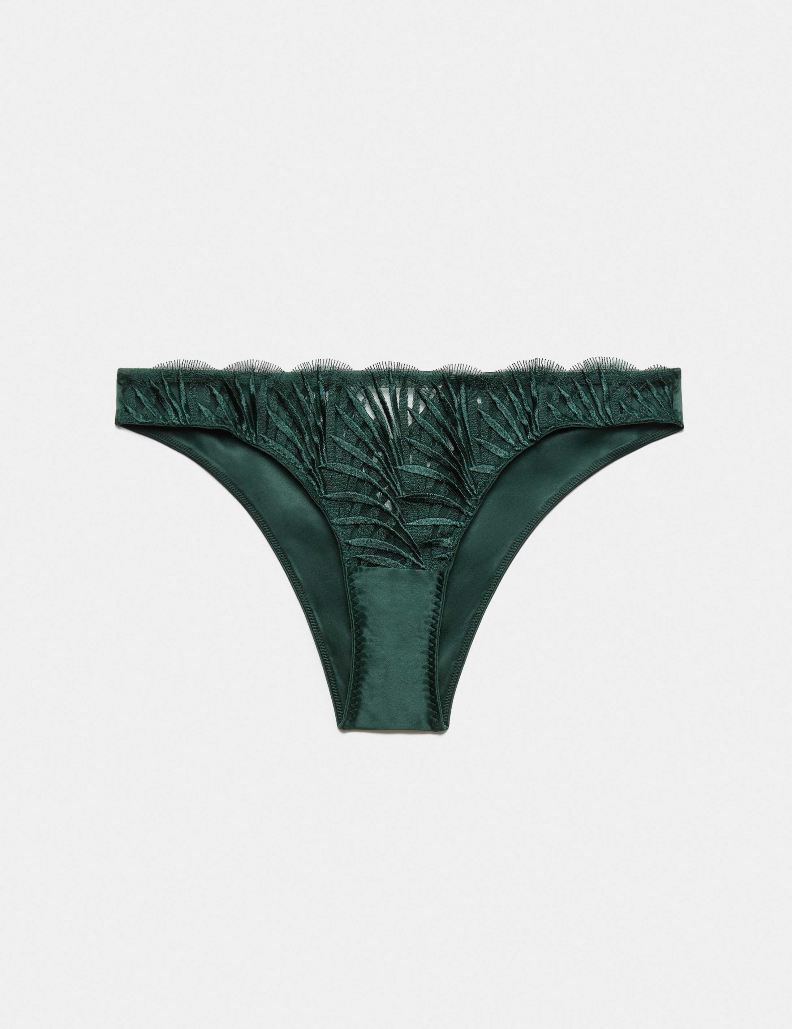 Reverie Embroidery Non-Padded Balcony Bra Set A-E 2 of 6