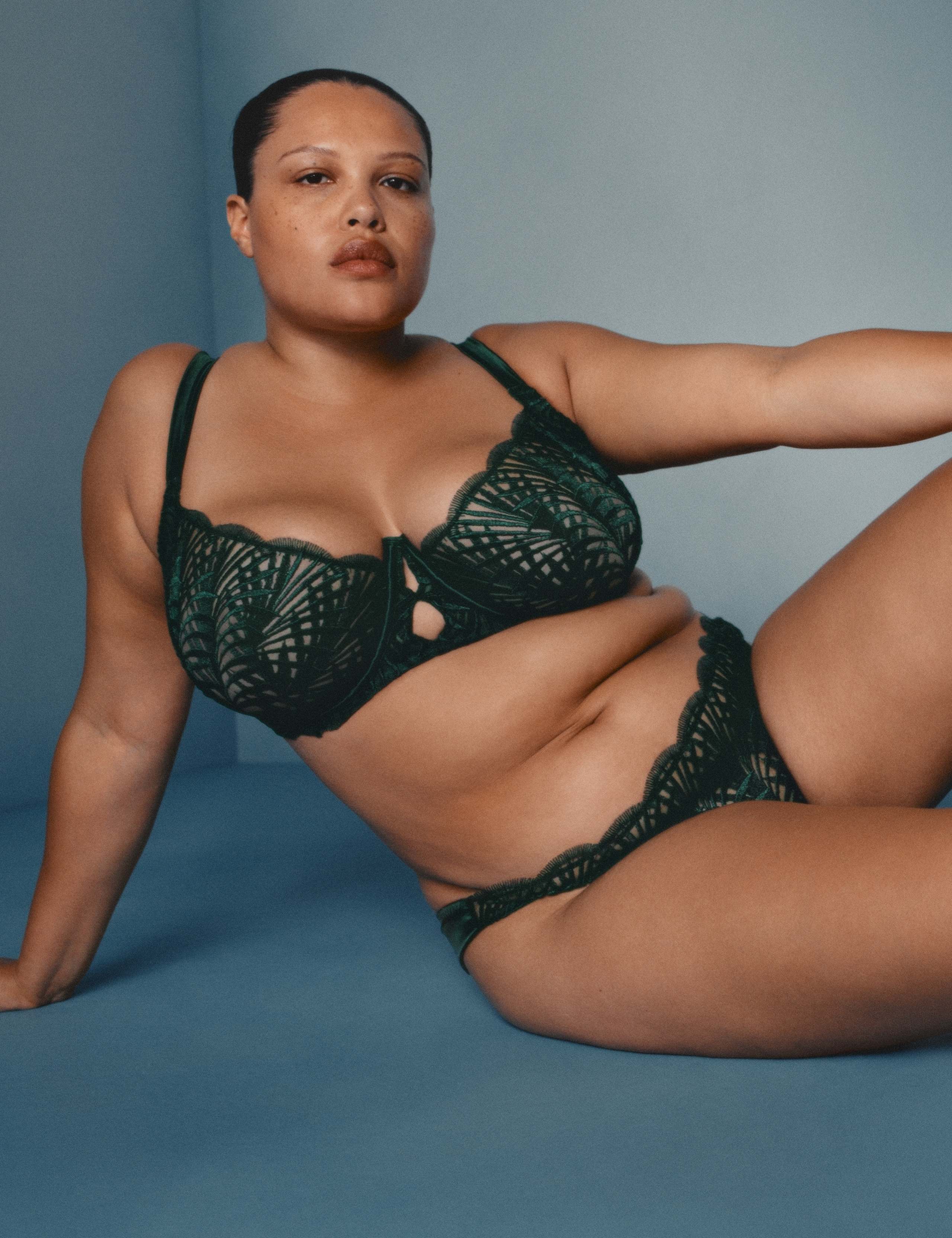 Reverie Embroidery Non-Padded Balcony Bra F-H