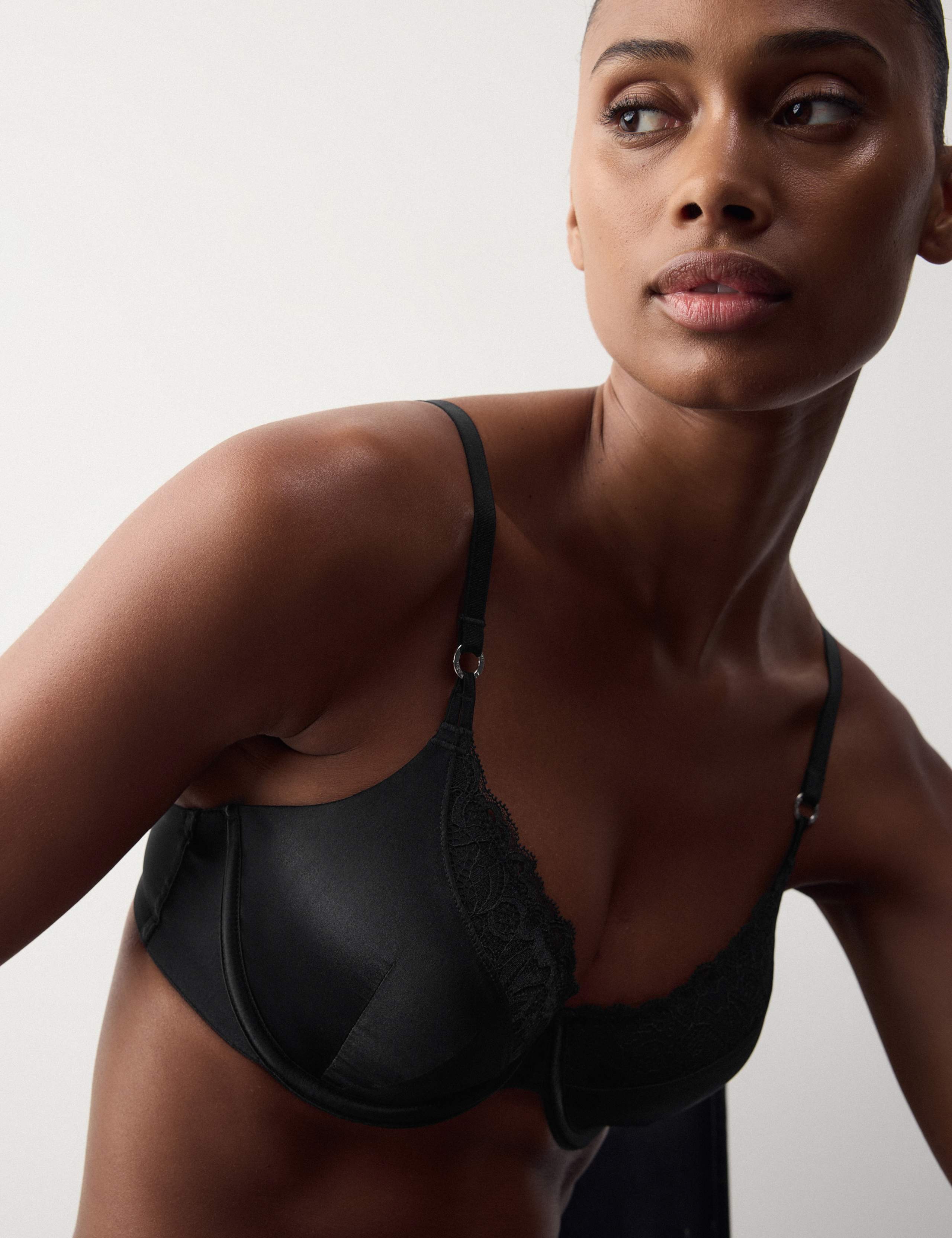 Silk & Lace Wired Full Cup Bra (A-E)