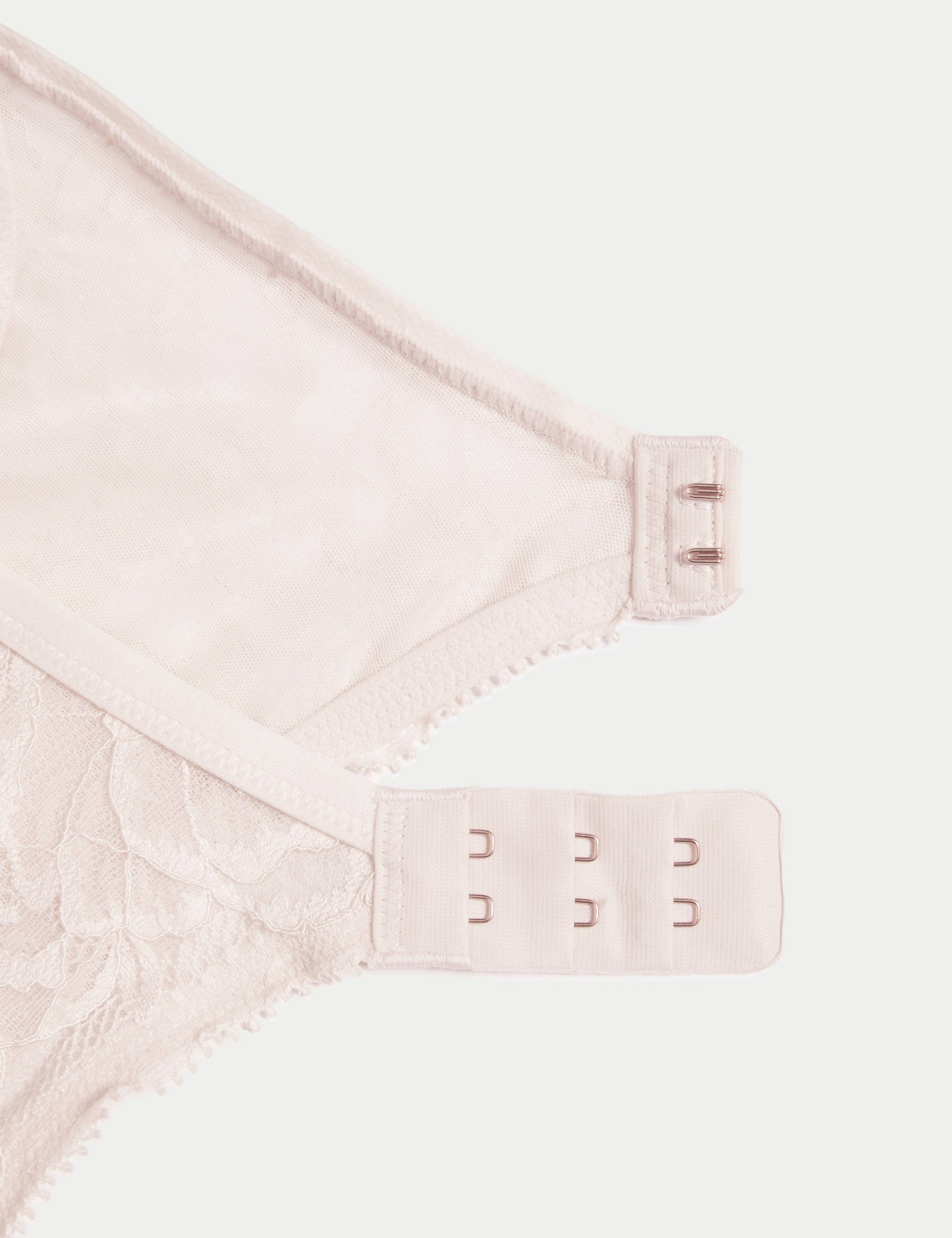 Smoothing Non Wired Plunge Bra Set 6 of 6