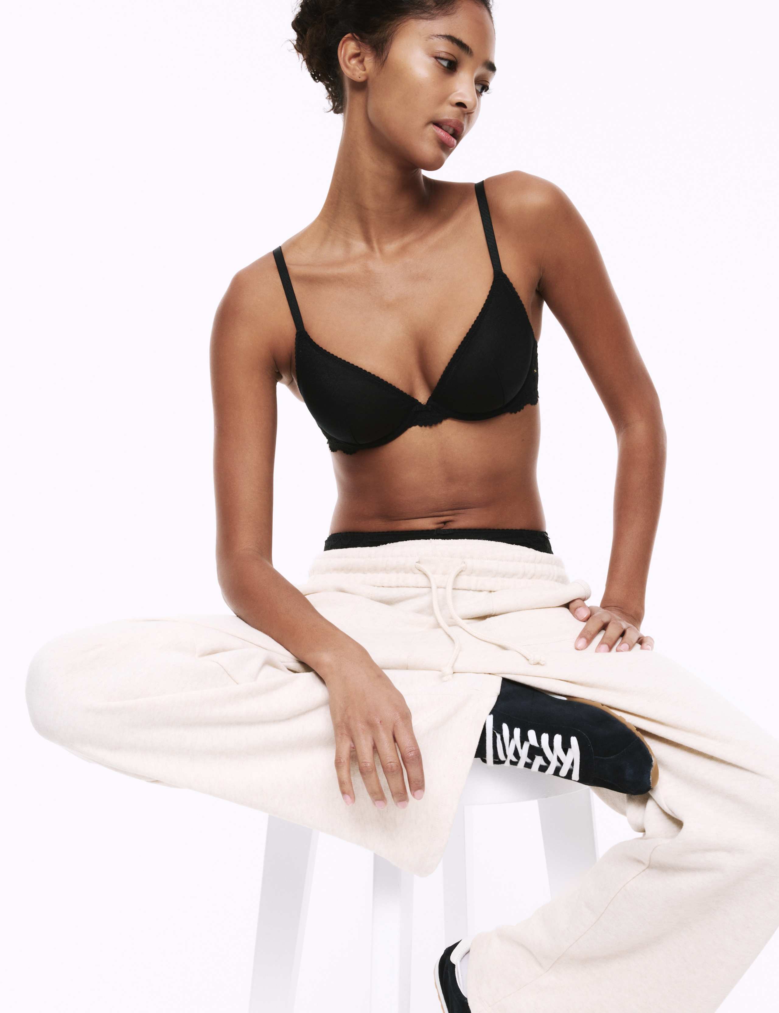 Hanna Glossie Wired Plunge Bra (A-E)