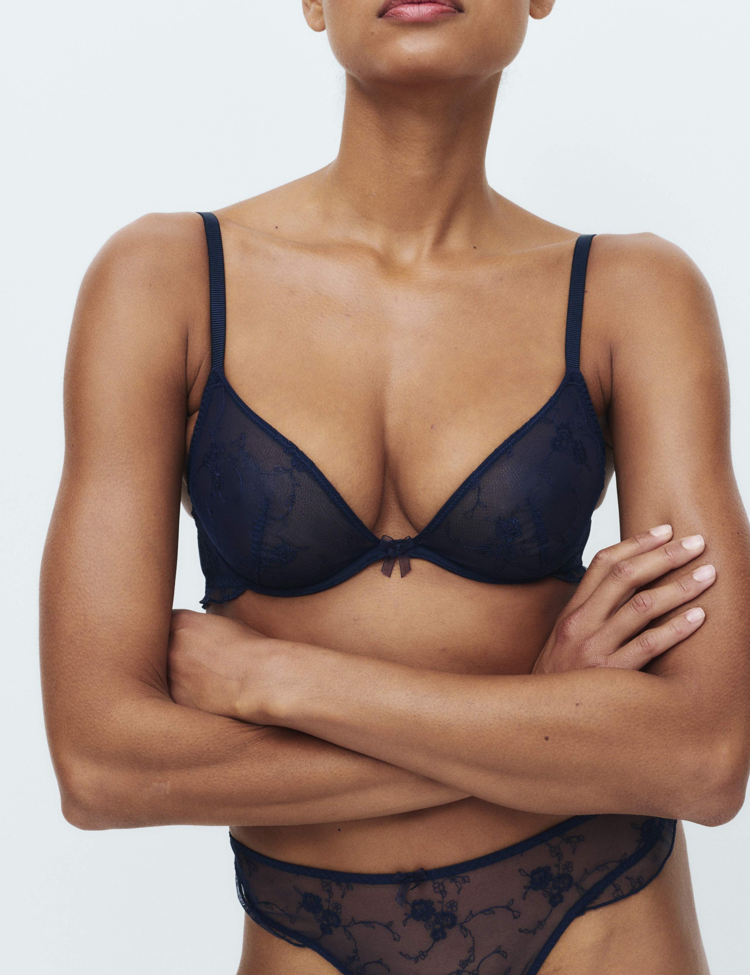 Helena Embroidered Wired Plunge Bra (A-E)