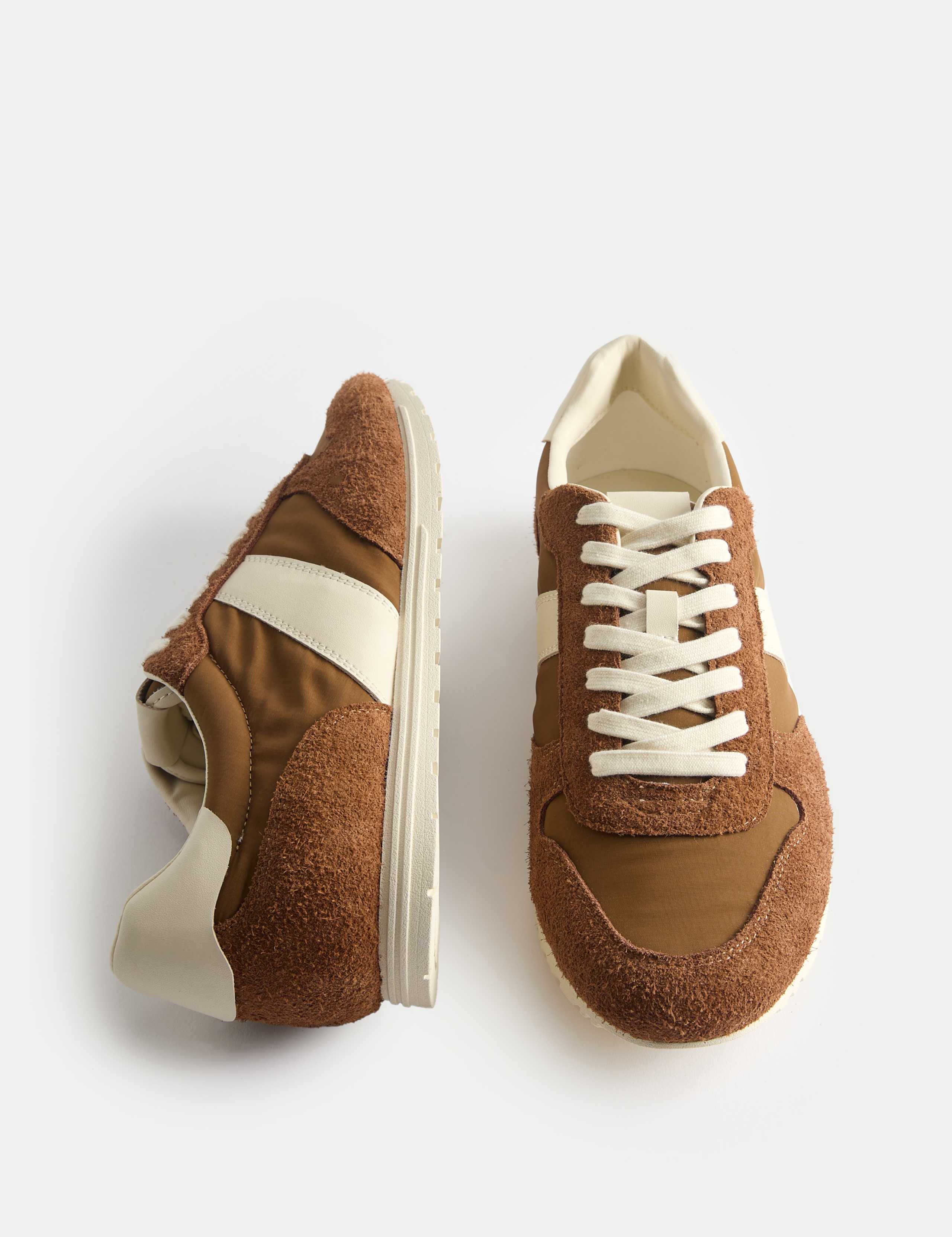 Slim Line Leather Mix Runner Trainers