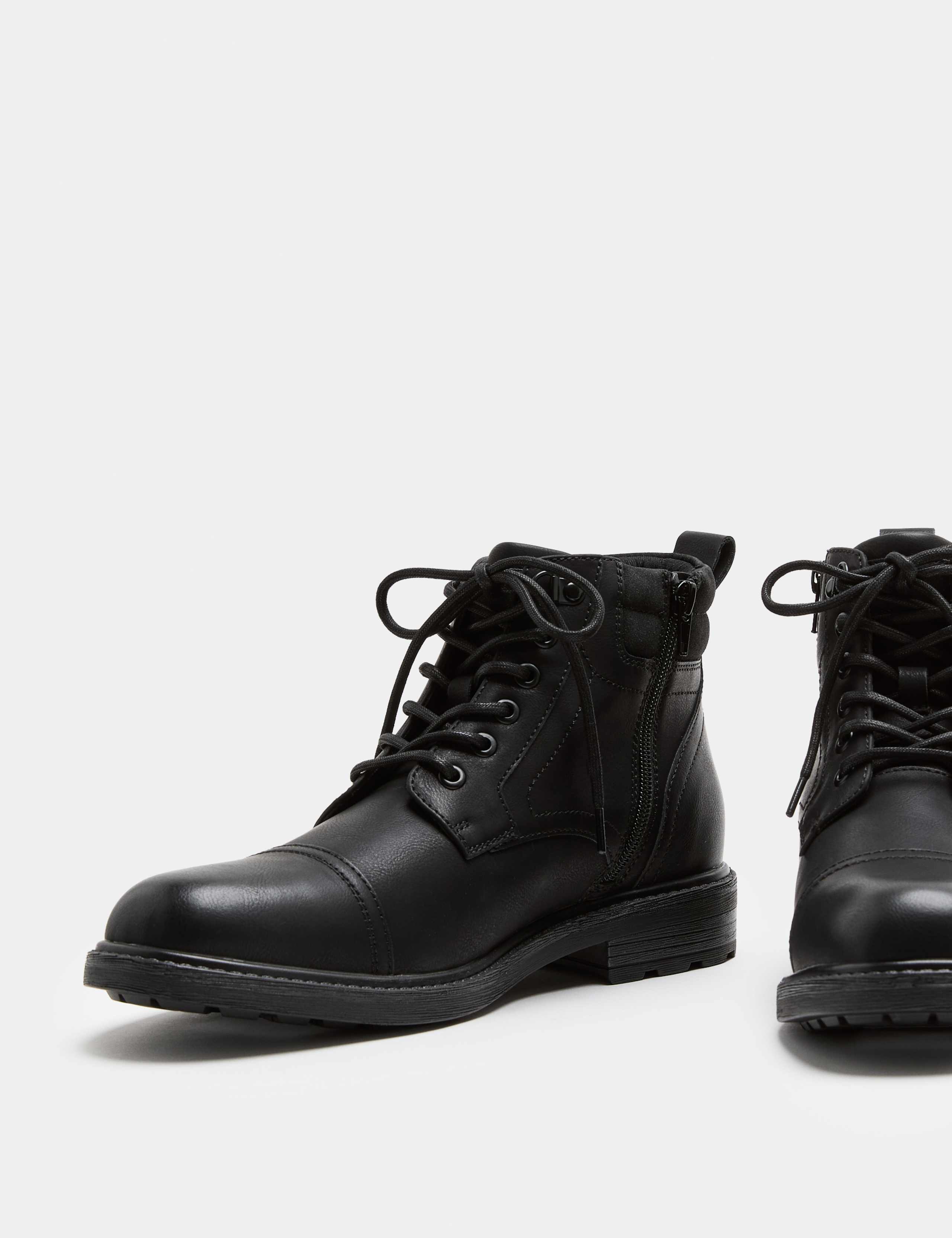 Lace Up Casual Boots