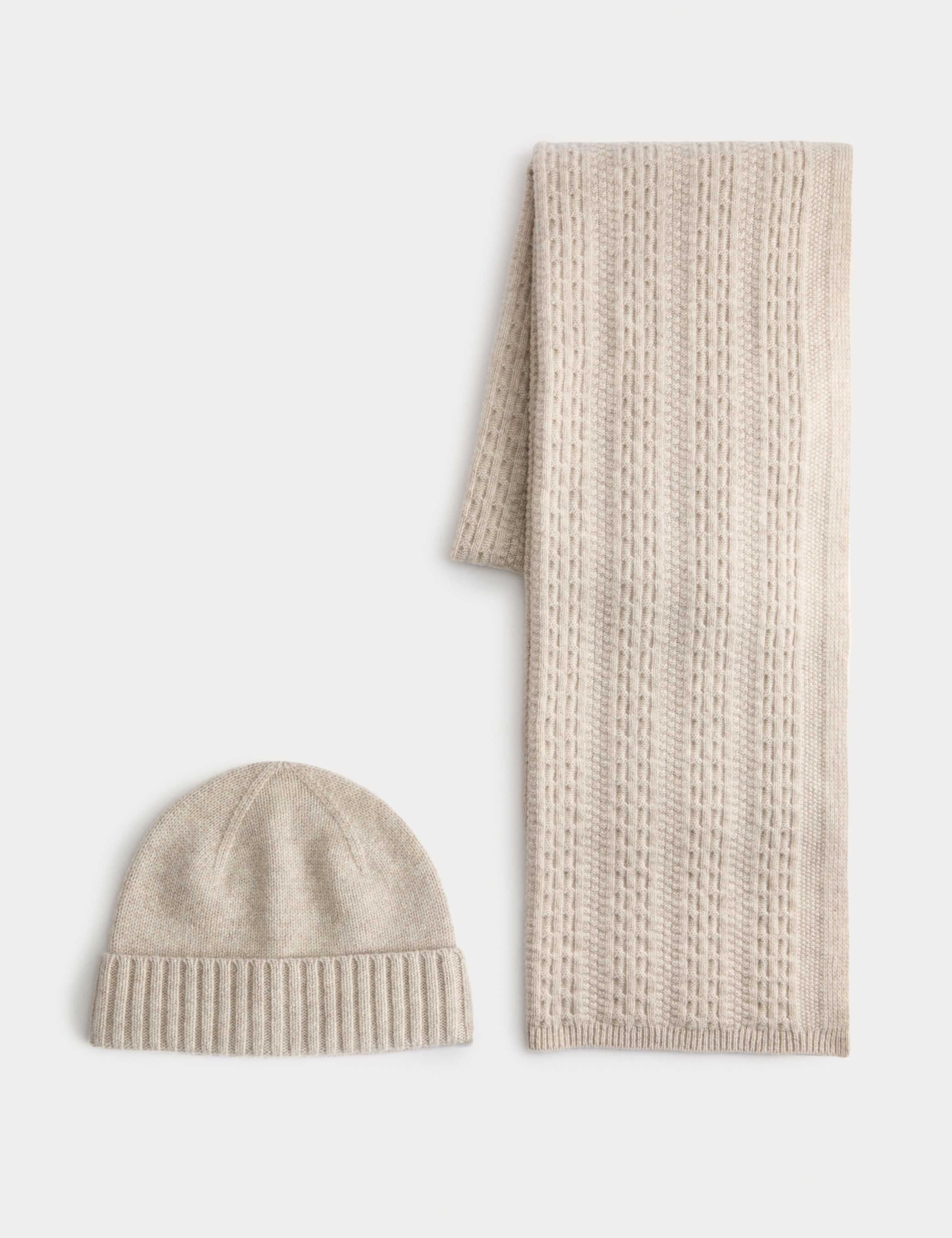 Pure Merino Wool Cable Knit Hat & Scarf Set