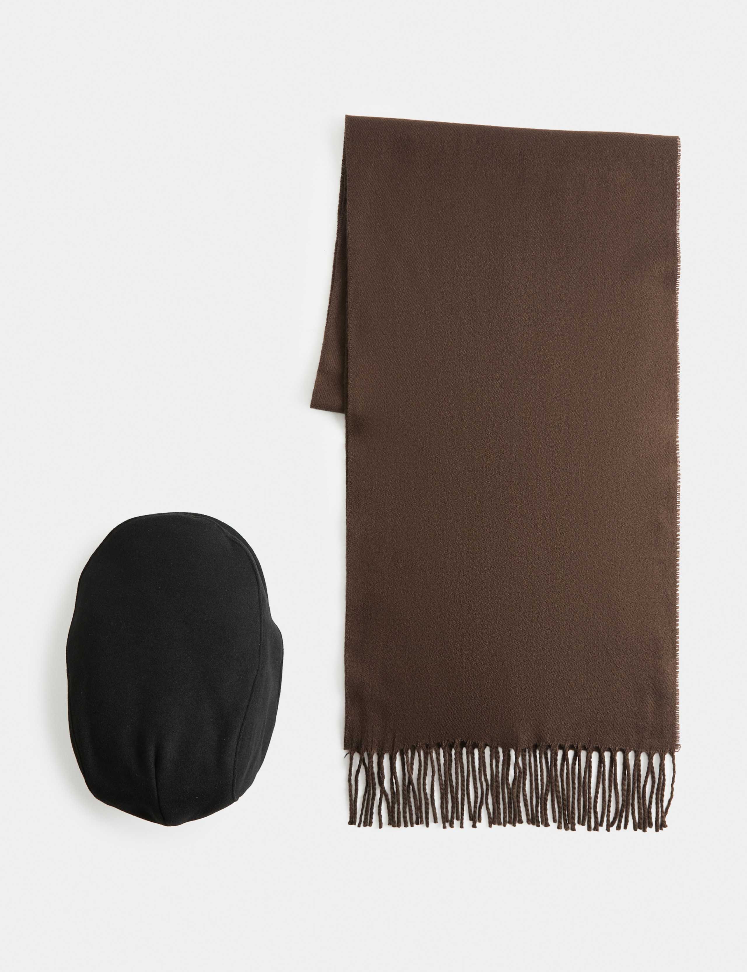 Flat Cap and Scarf Set