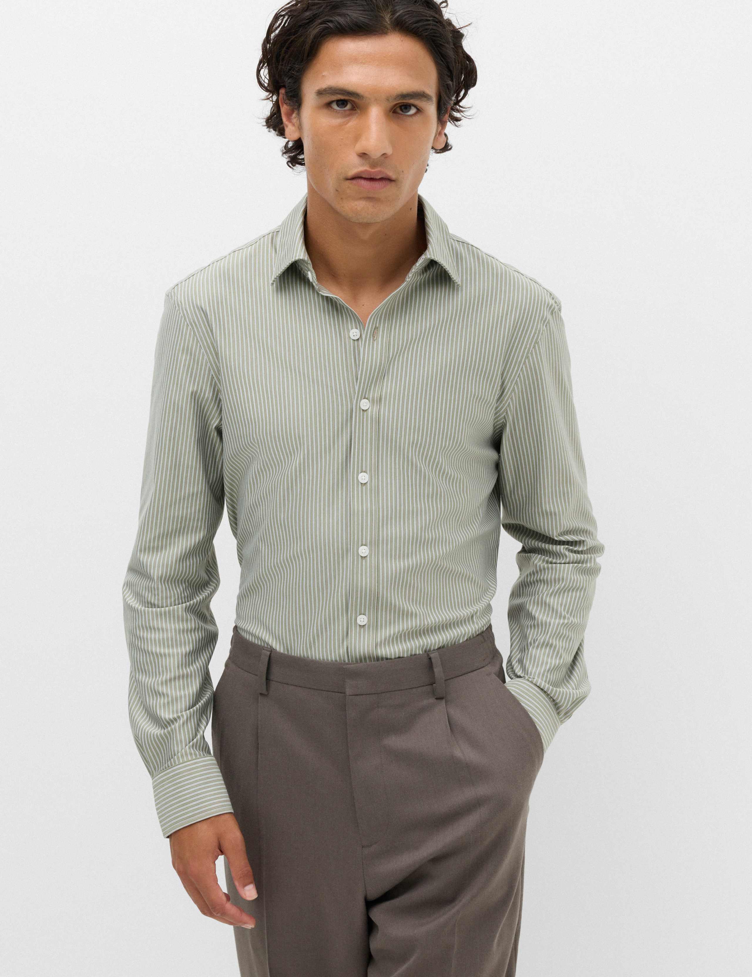 Ultimate Regular Fit Non Iron Striped Shirt