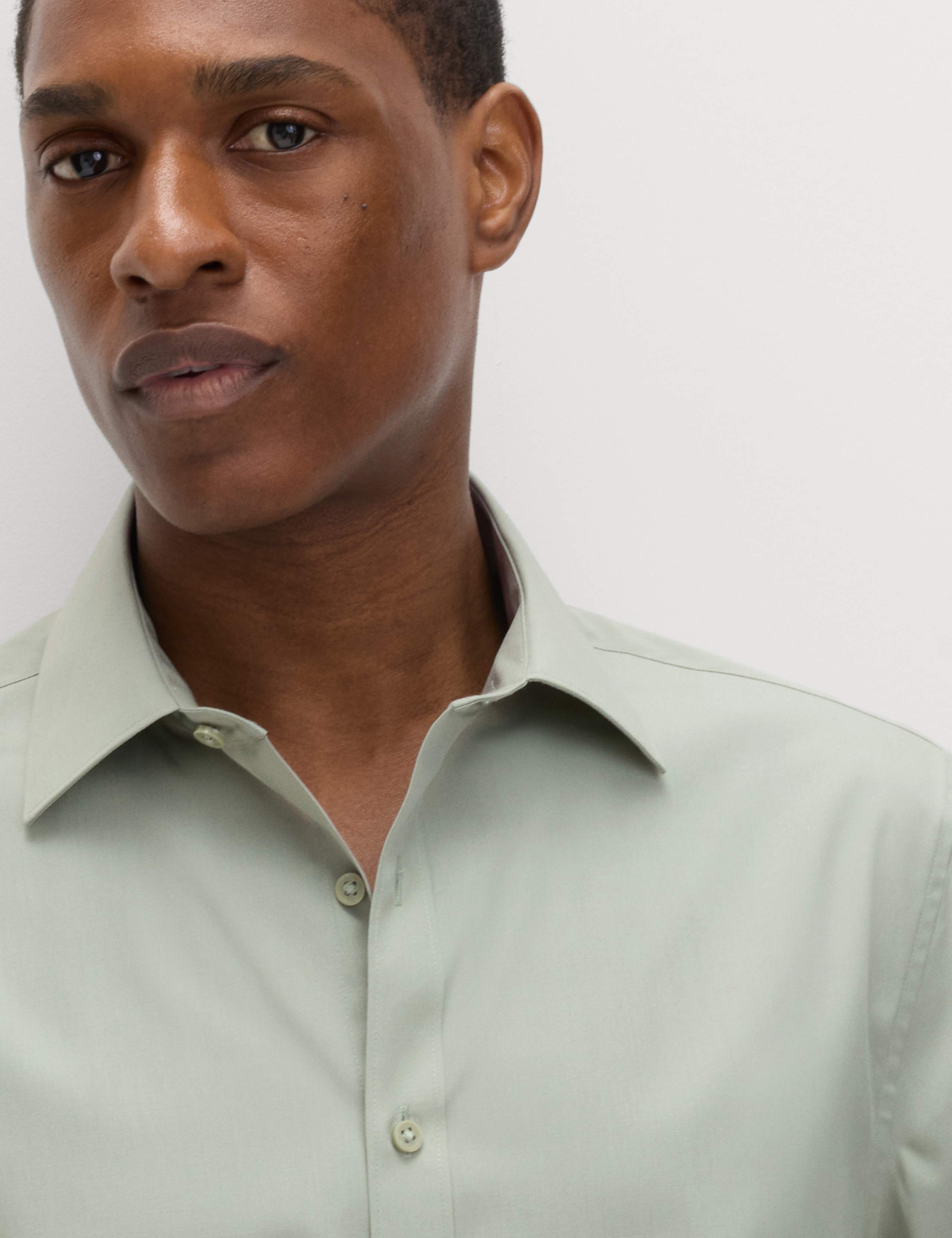 Regular Fit Easy Iron Cotton Blend Shirt