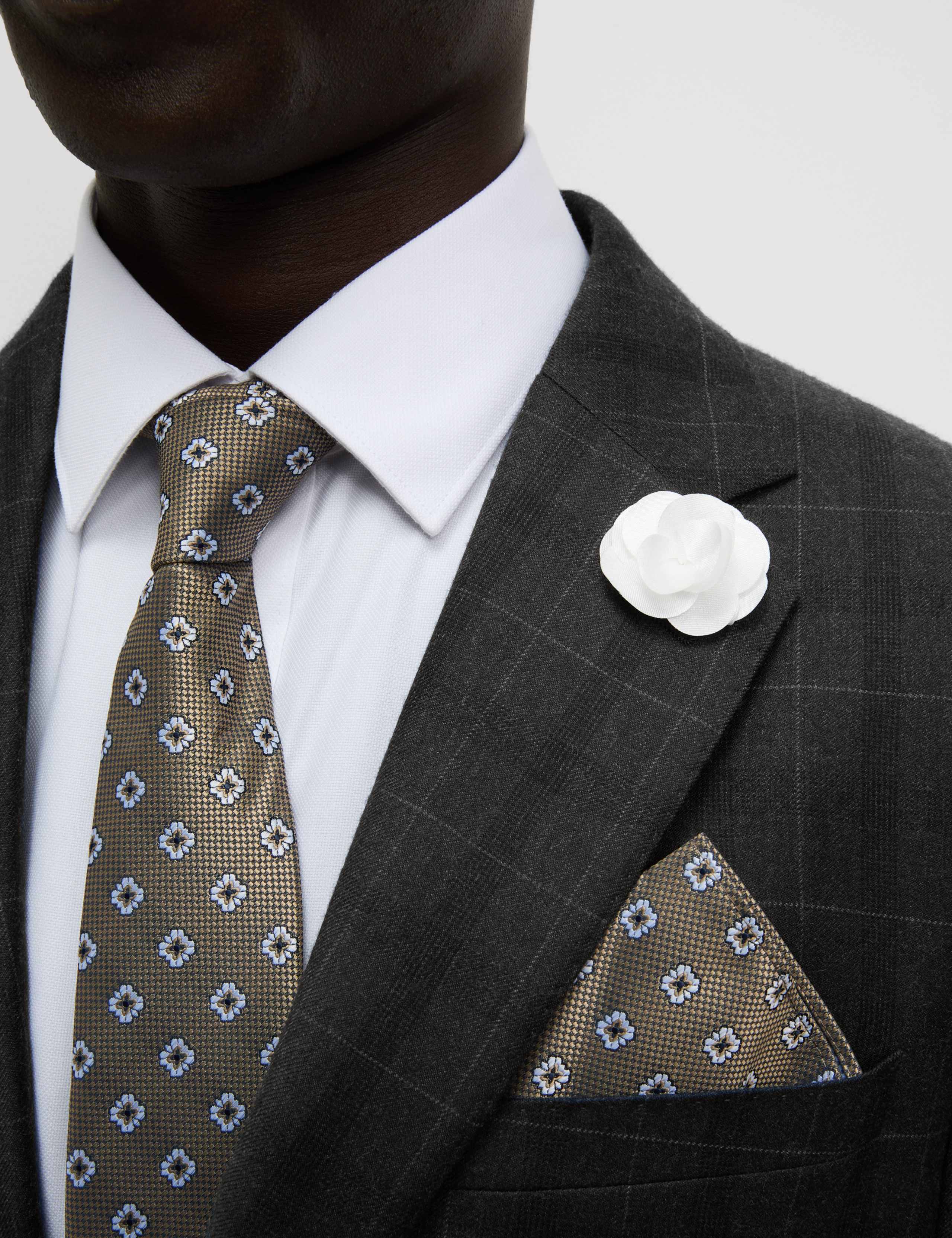 4pc Slim Fit Easy Iron Shirt and Tie Set
