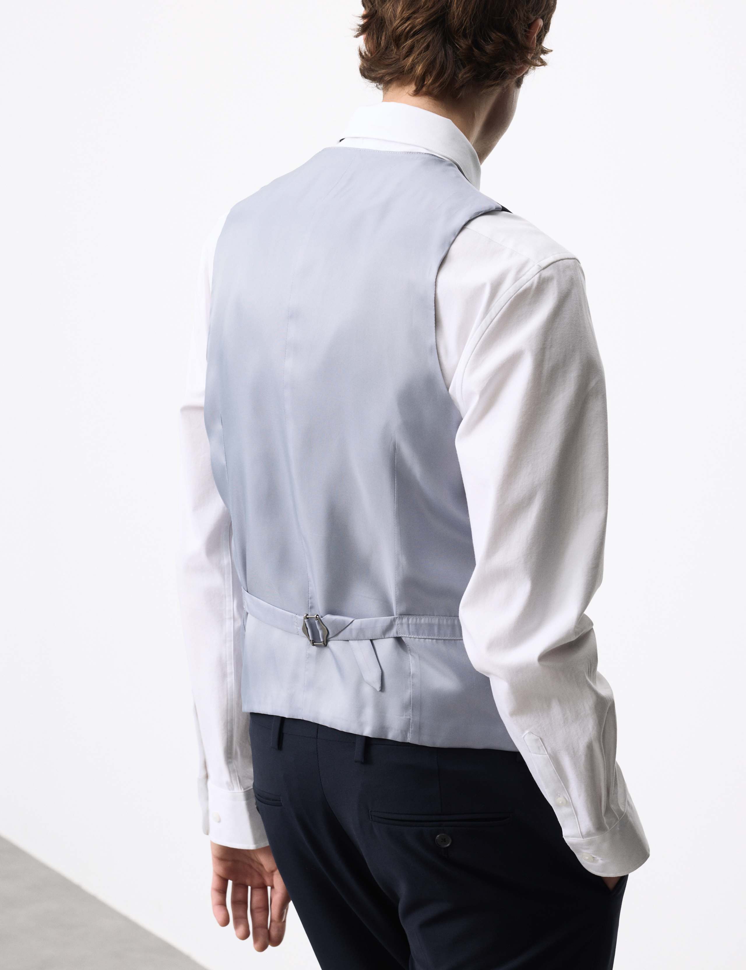 Tailored Fit Performance Suit 9 of 9