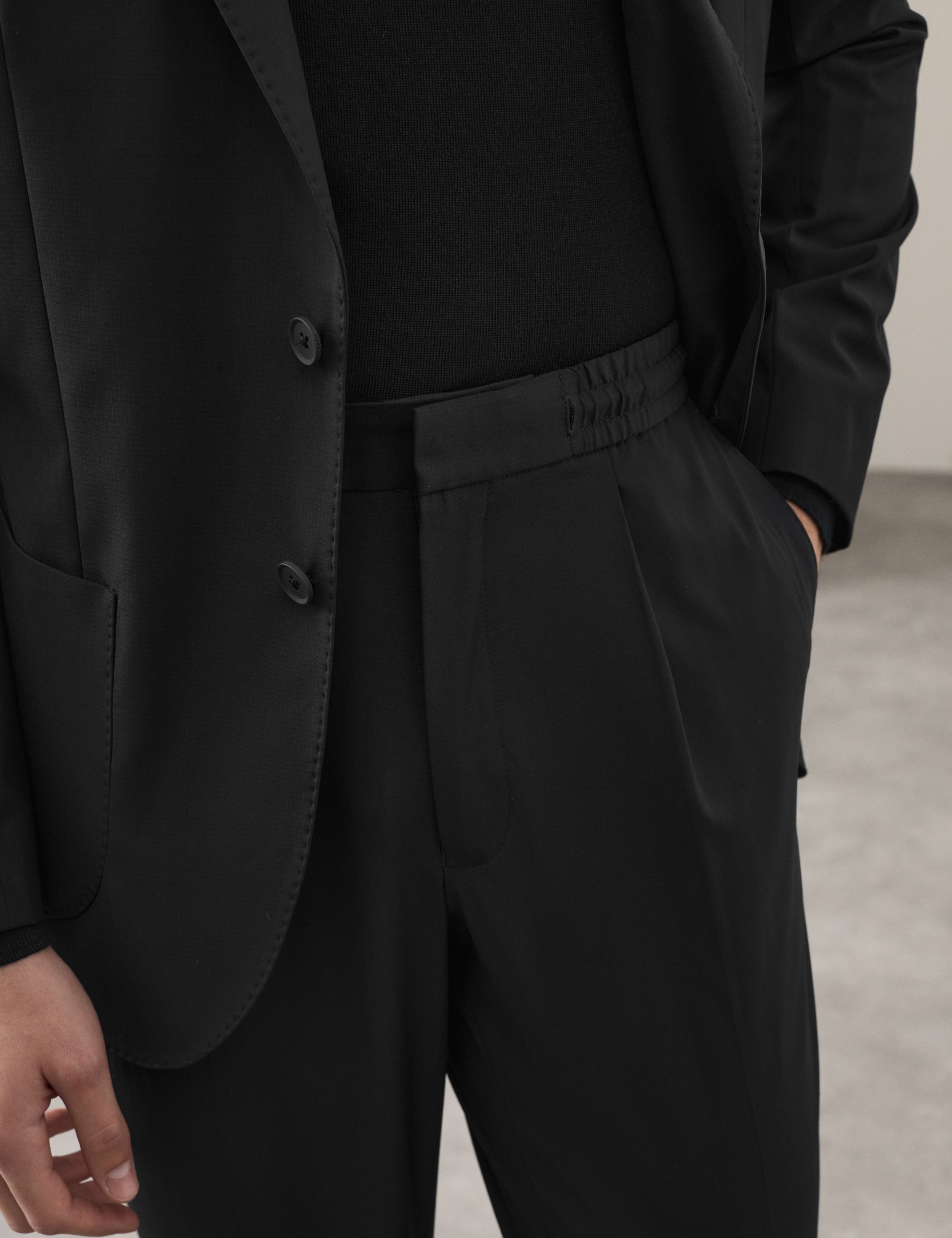 2 Piece Tailored Fit Performance Packable Suit 6 of 6
