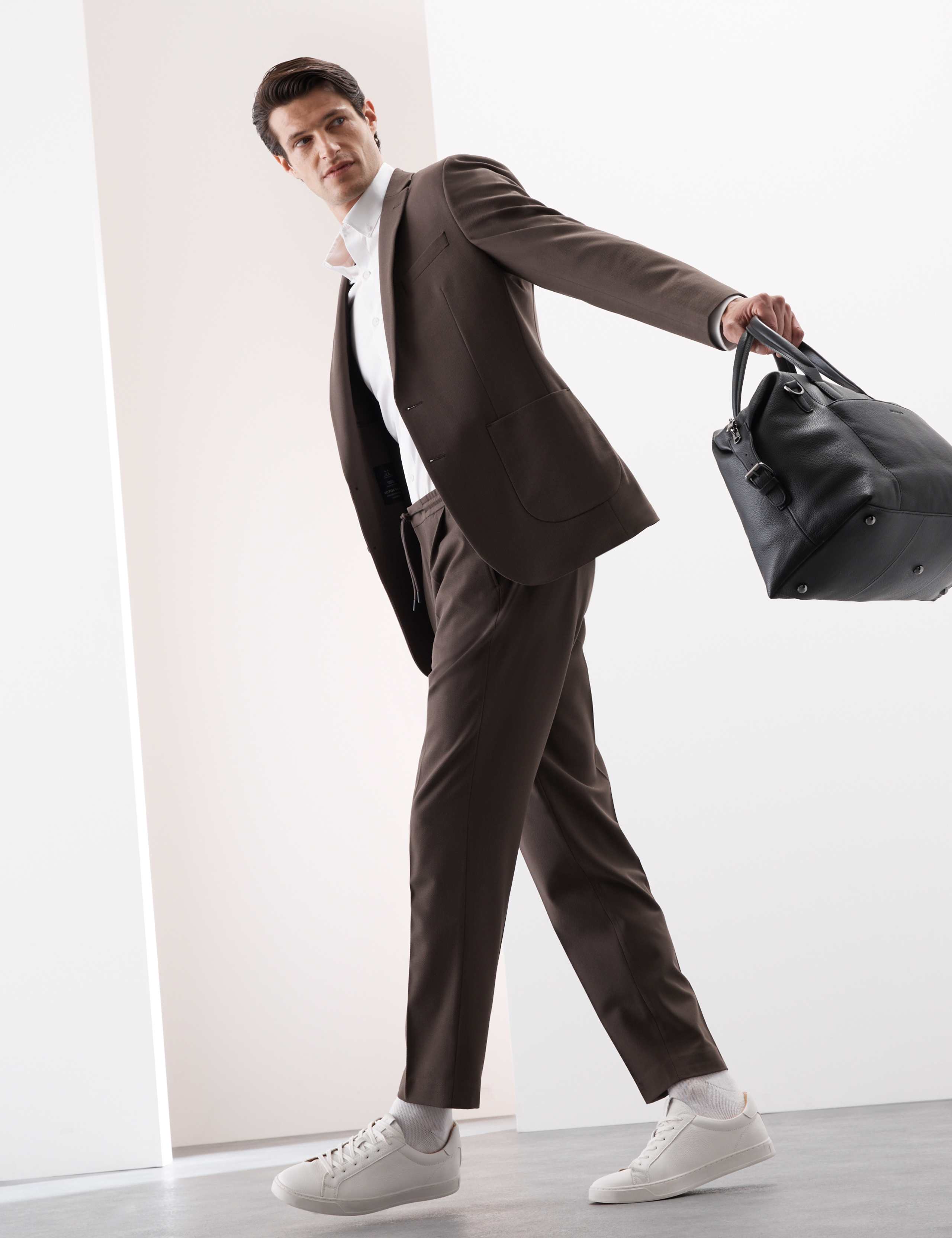 Tailored Fit Wool Blend Performance Jacket