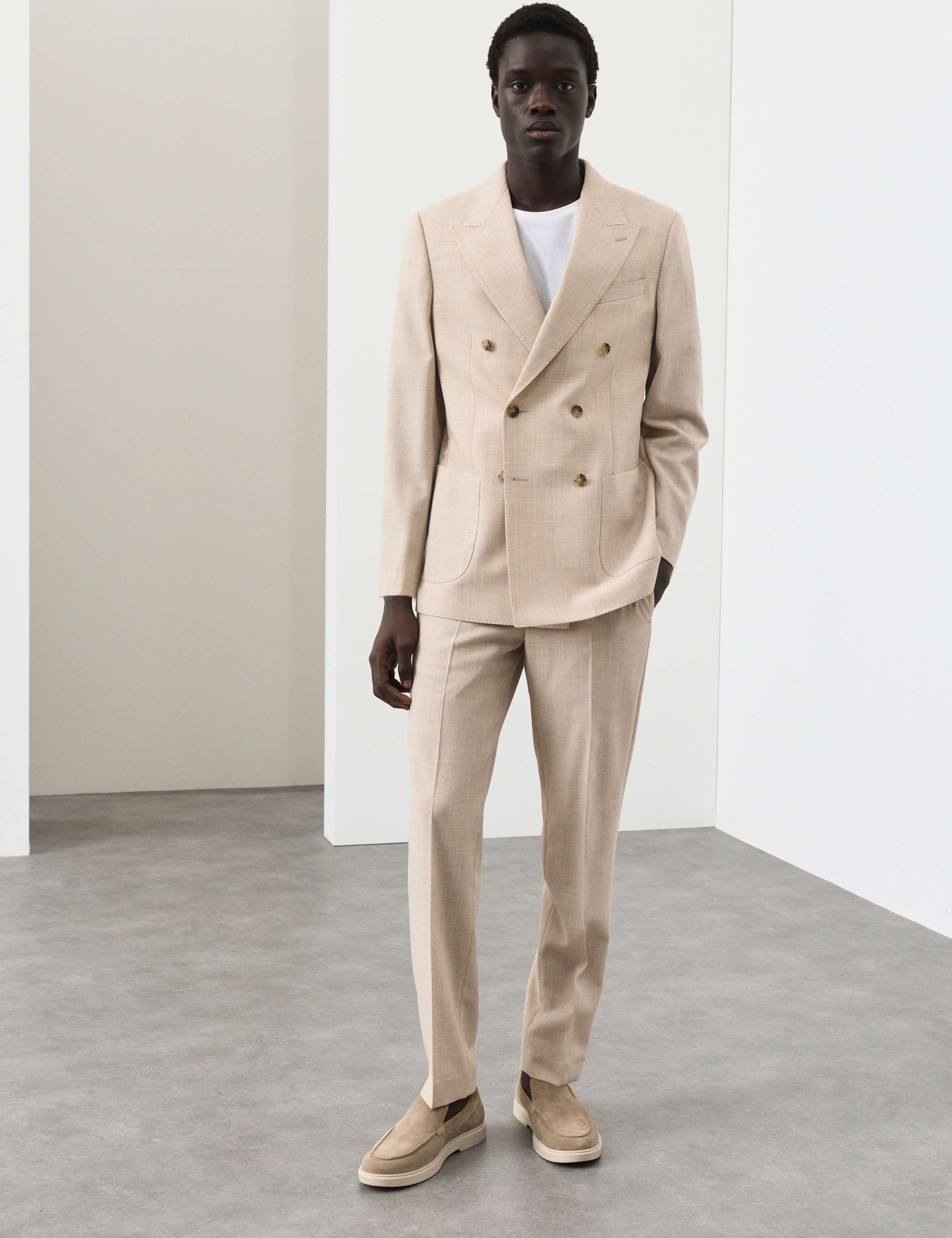 2 Piece Tailored Fit Merino Wool Rich Suit 5 of 6