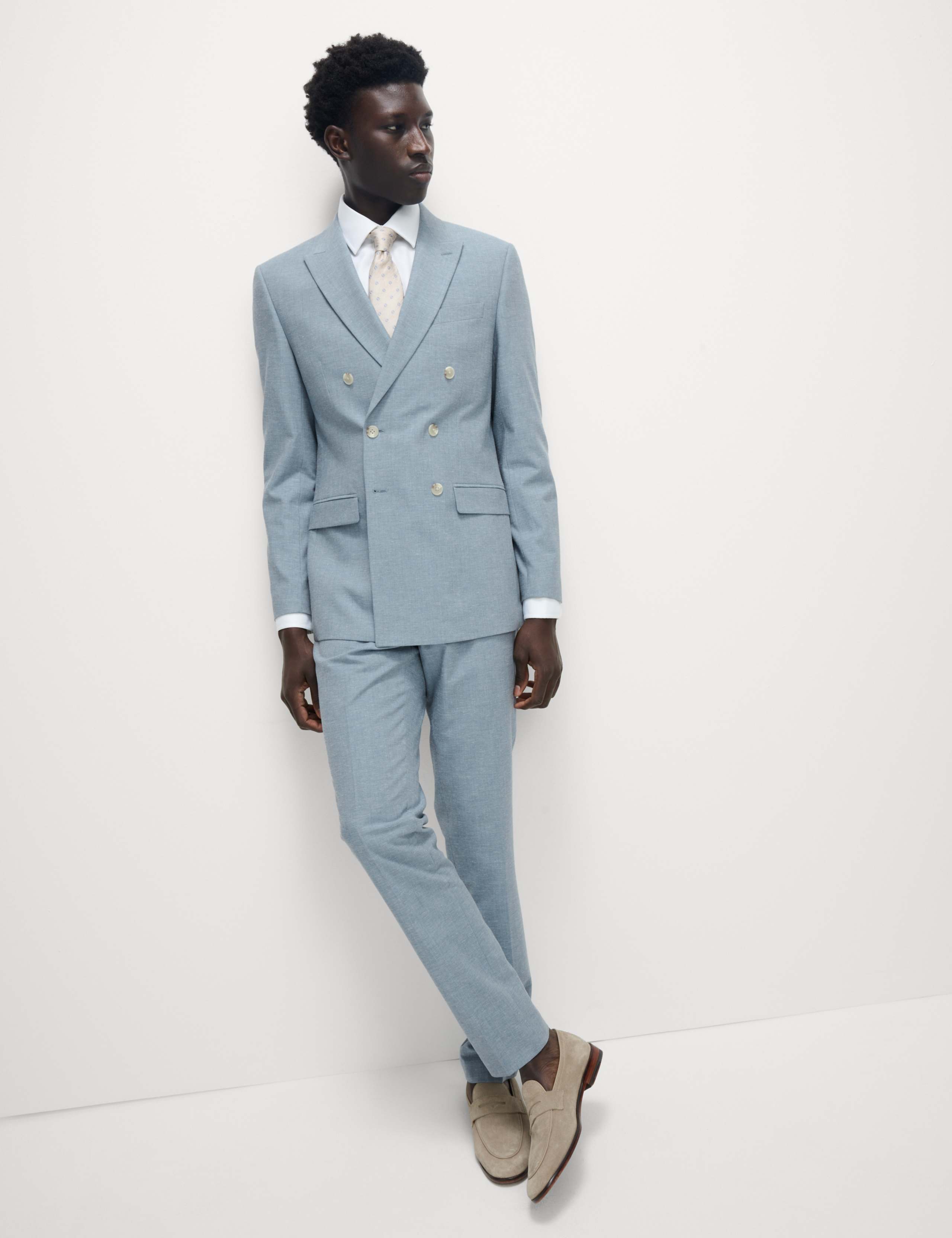 3 Piece Slim Fit Double Breasted Suit 5 of 9