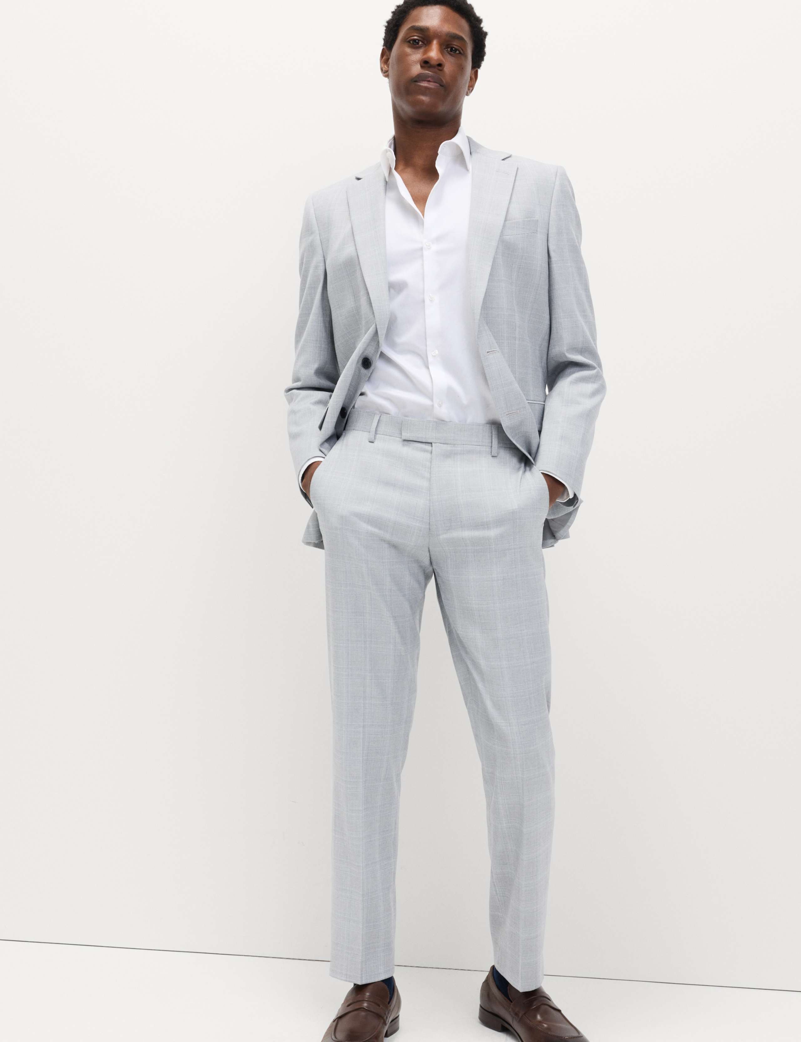 2 Piece Regular Fit Check Stretch Suit 6 of 6