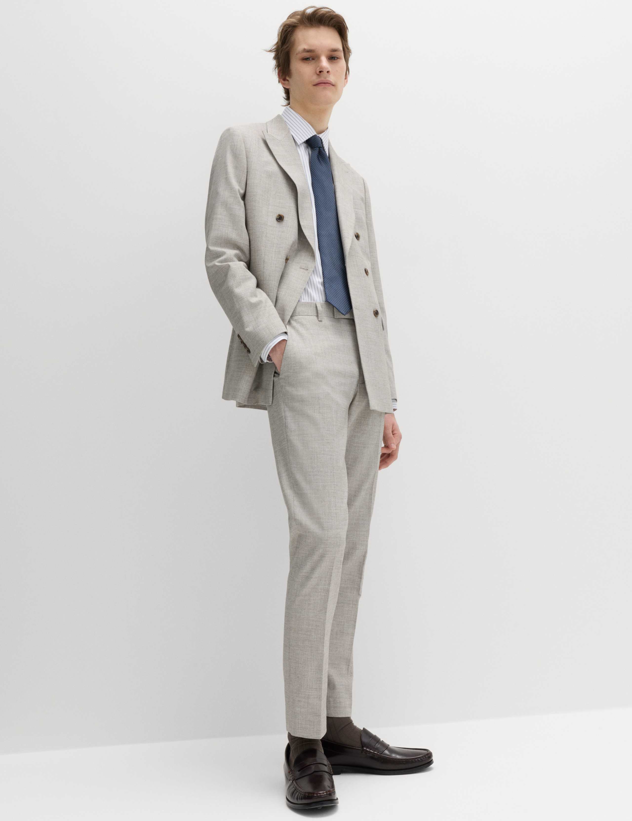 2 Piece Slim Fit Textured Twill Stretch Suit 4 of 6