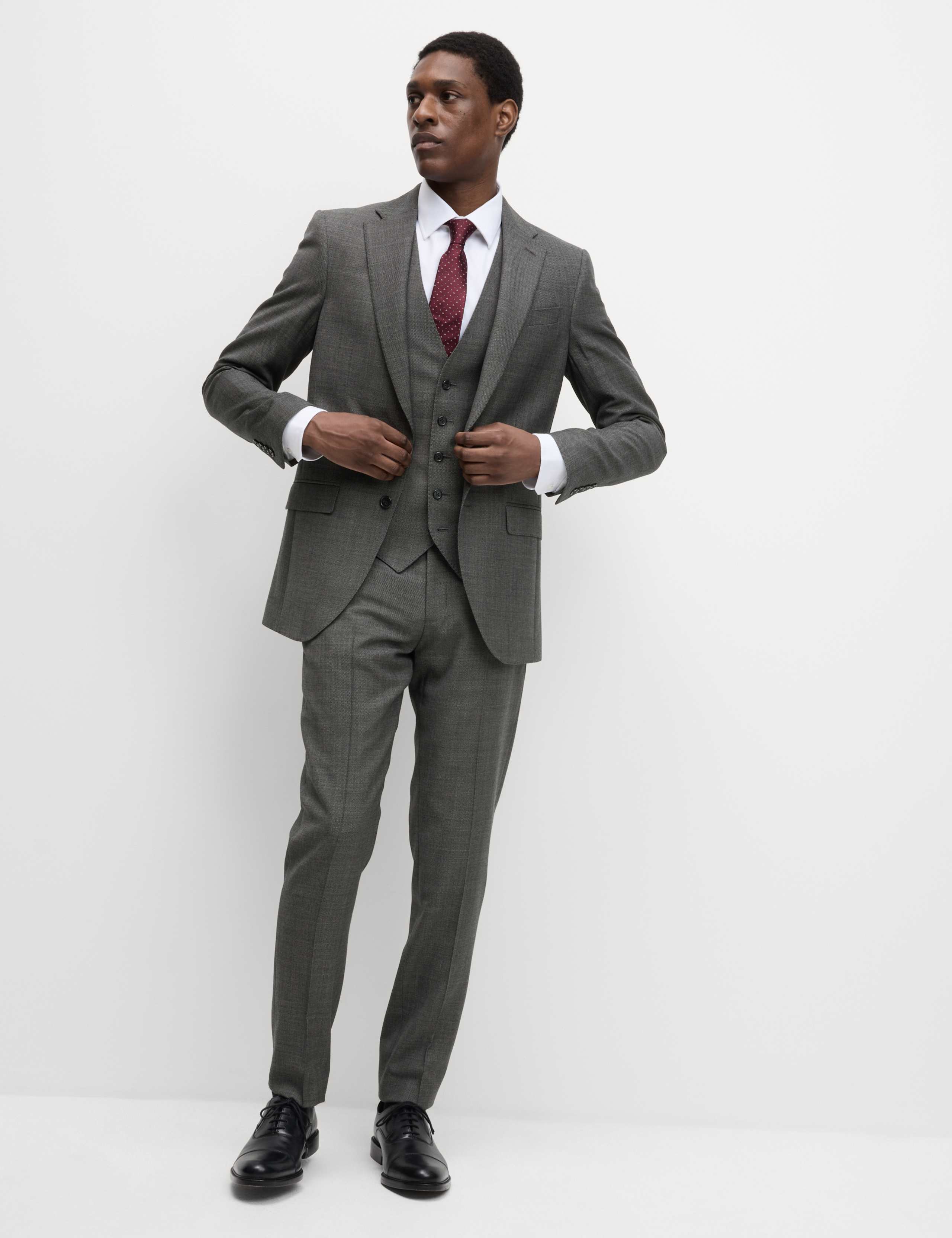 3 Piece Regular Fit Pure Wool Suit 9 of 9