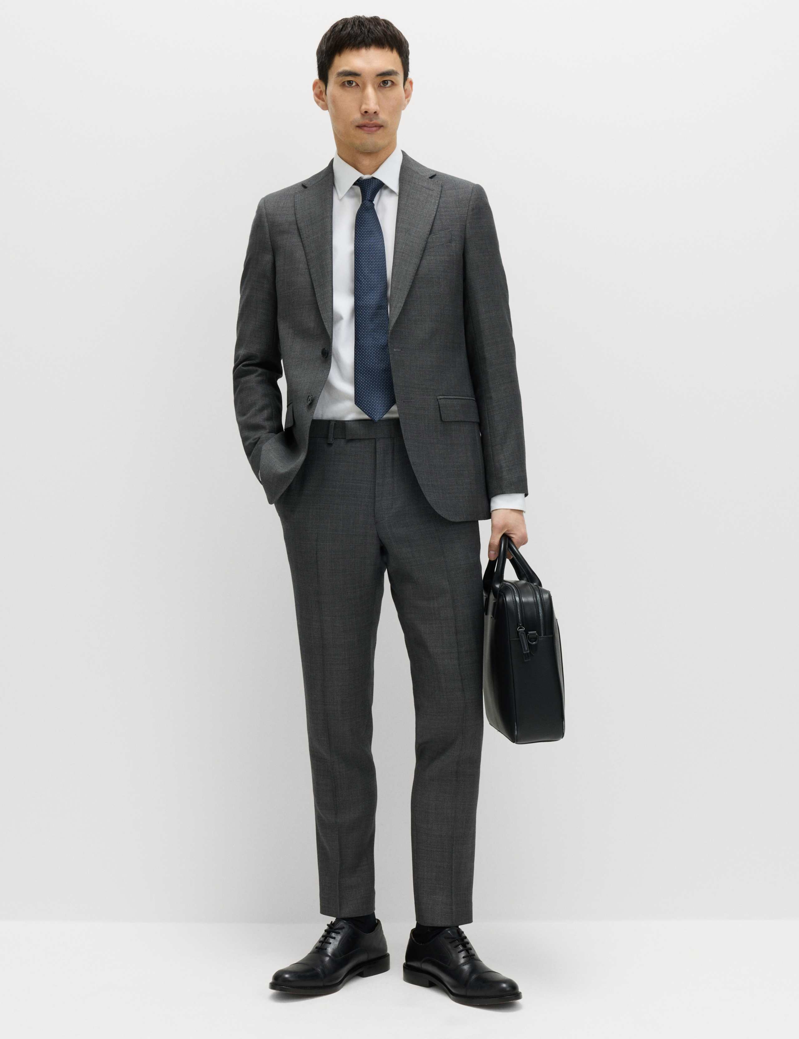3 Piece Slim Fit Pure Wool Suit 6 of 9