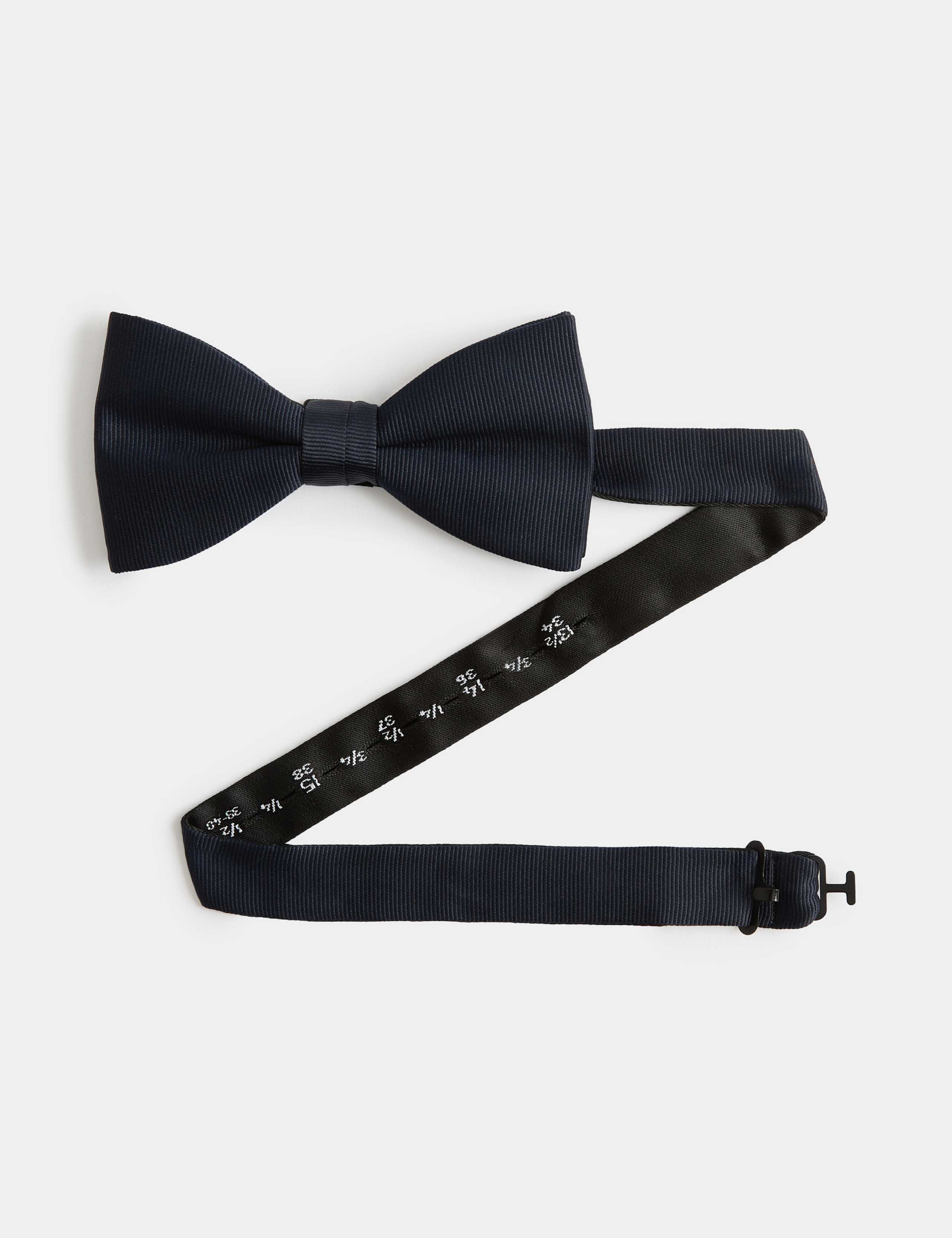 Textured Bow Tie
