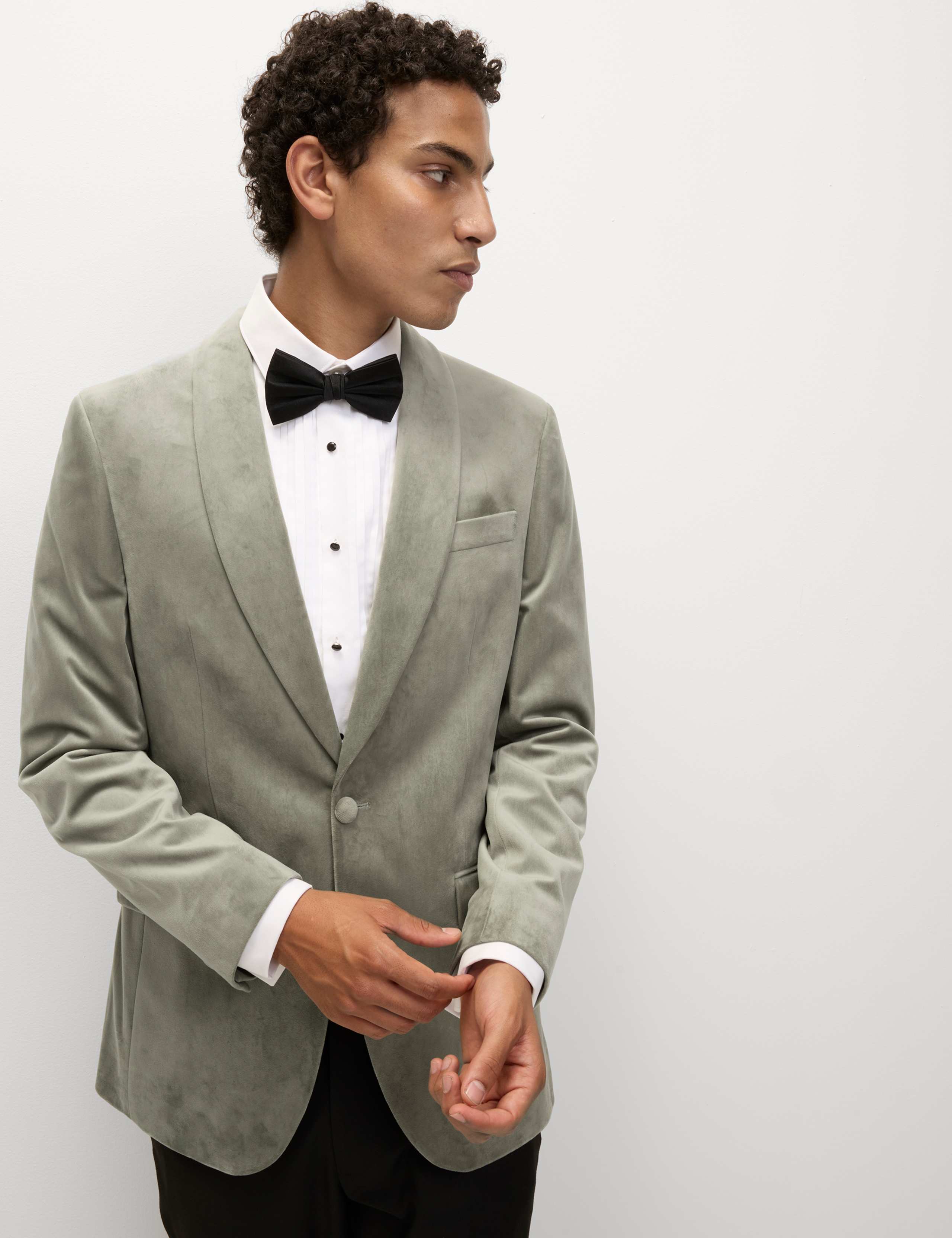 Tailored Fit Velvet Blazer