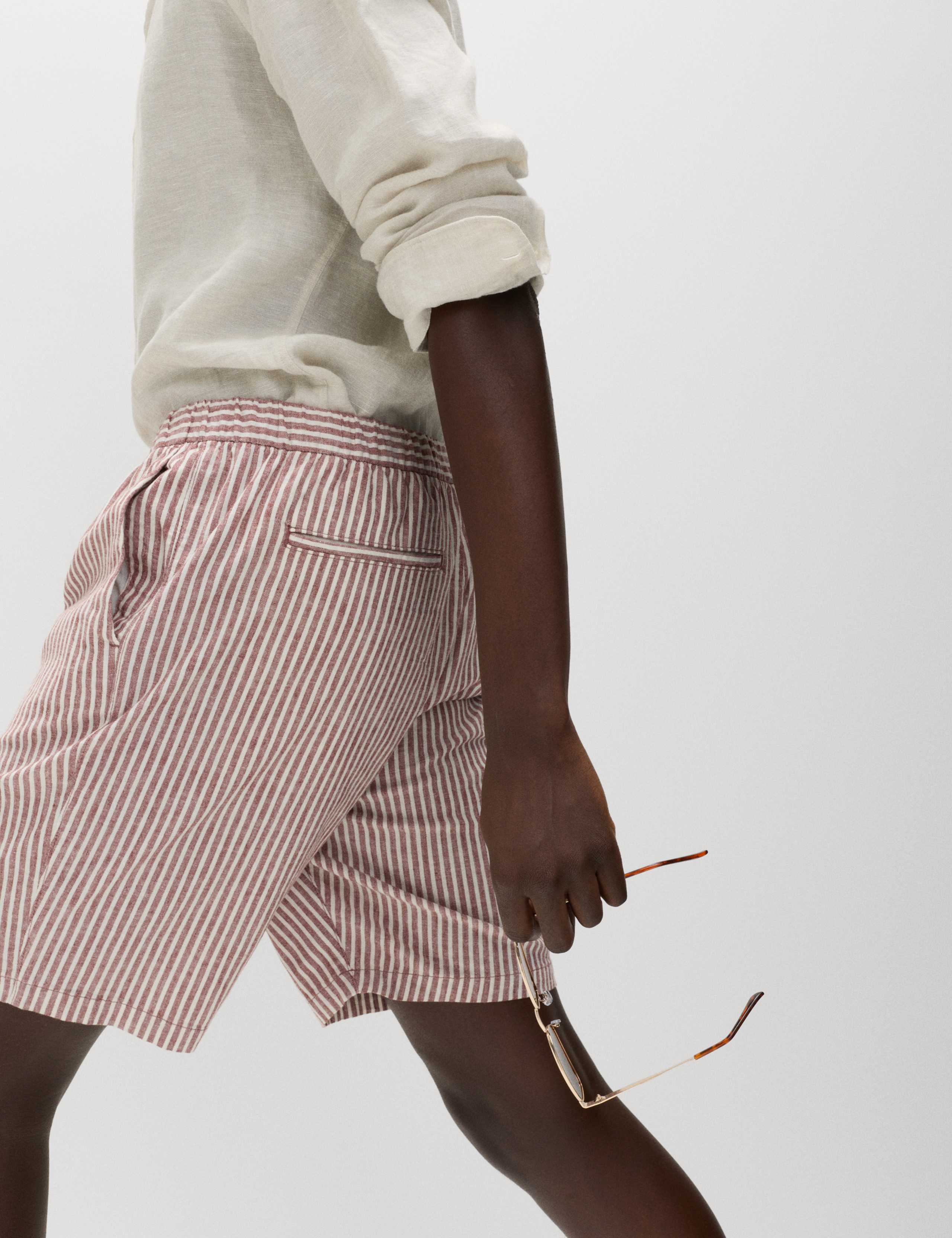 Cotton Linen Blend Stretch Shorts