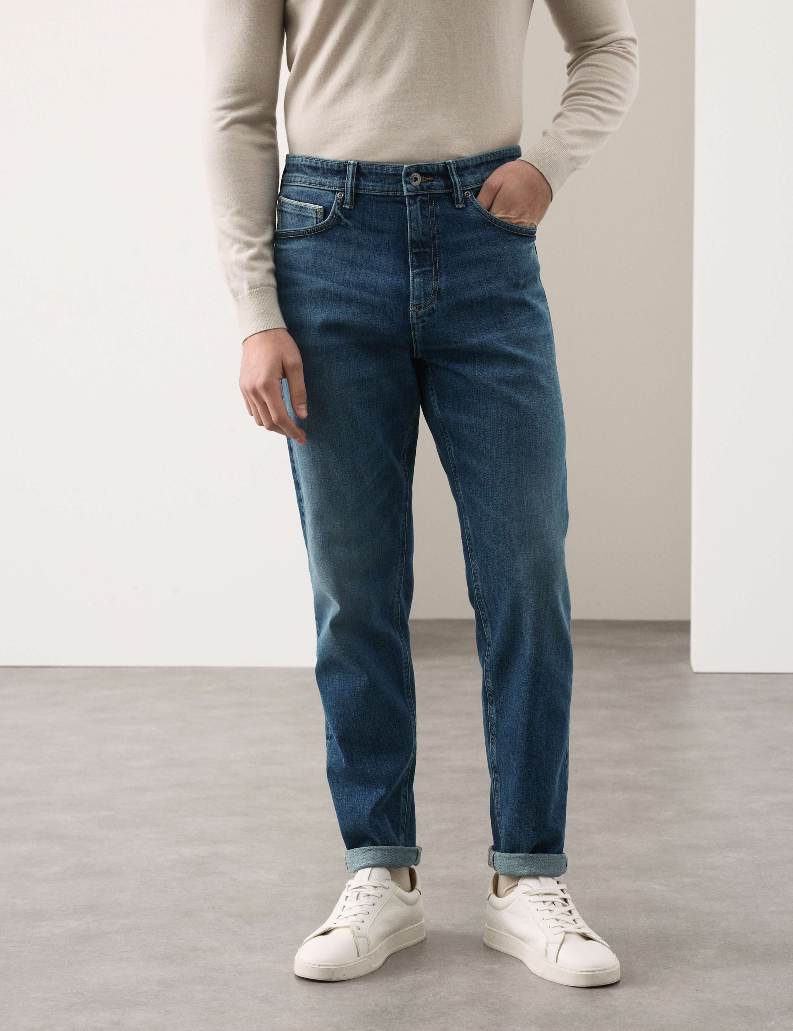 Tapered Fit Japanese Selvedge Stretch Jeans