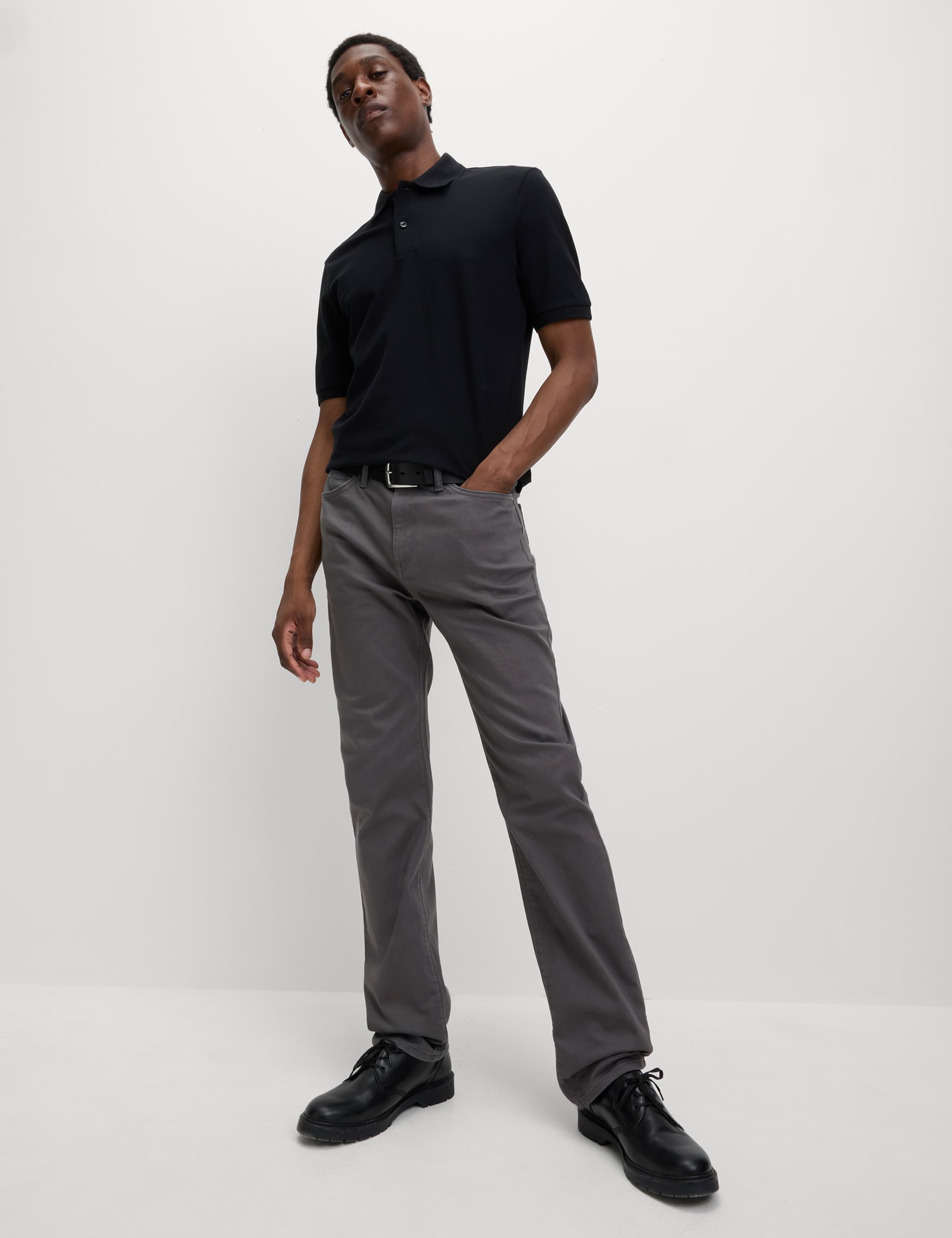Straight Fit Stretch Jeans
