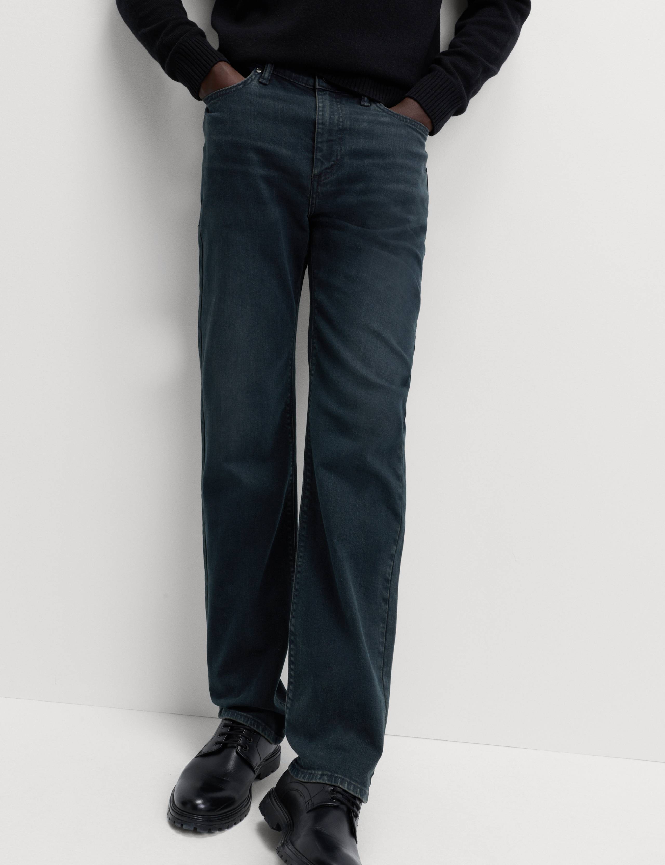 Straight Fit Stretch Jeans