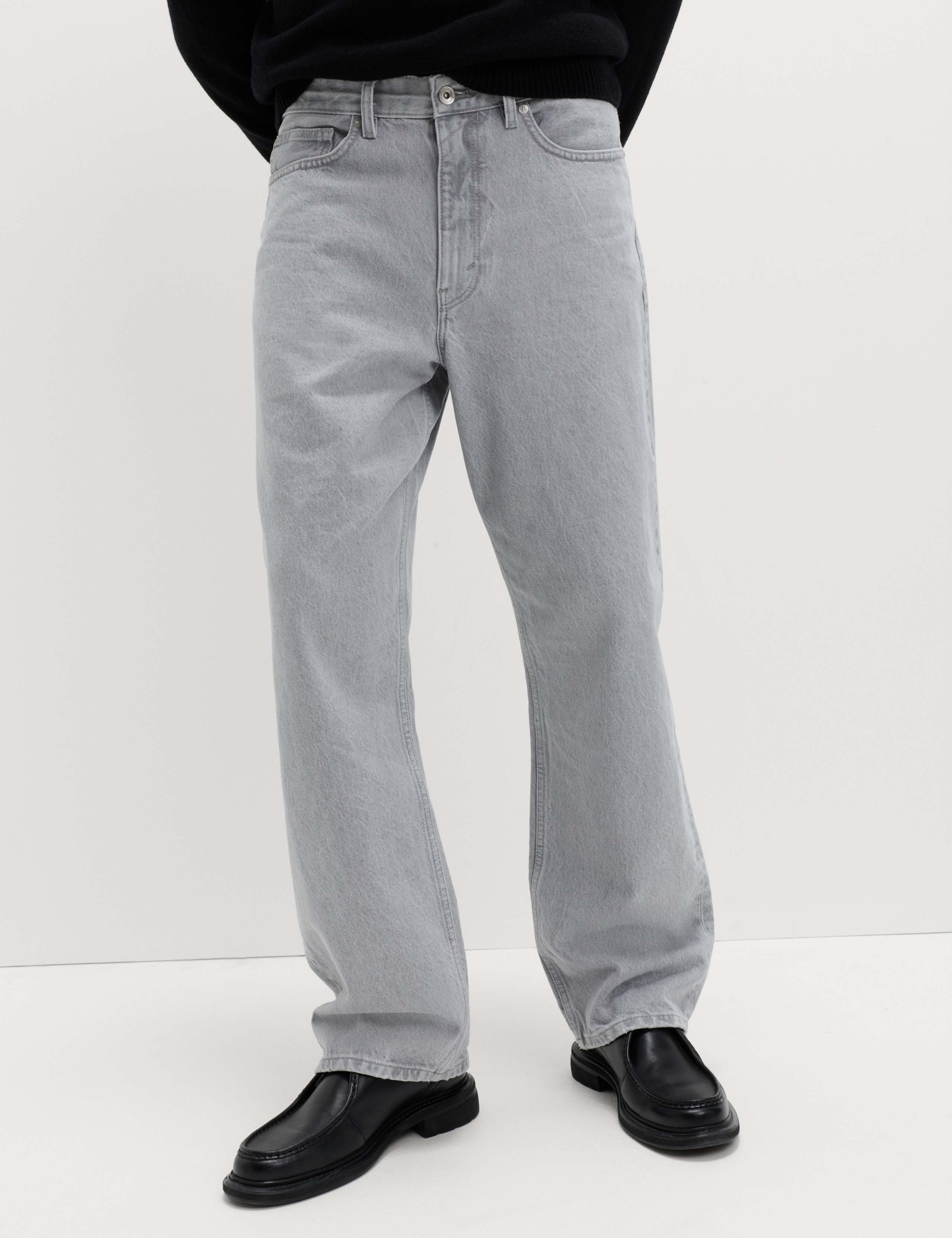 Loose Fit Rigid Denim Jeans