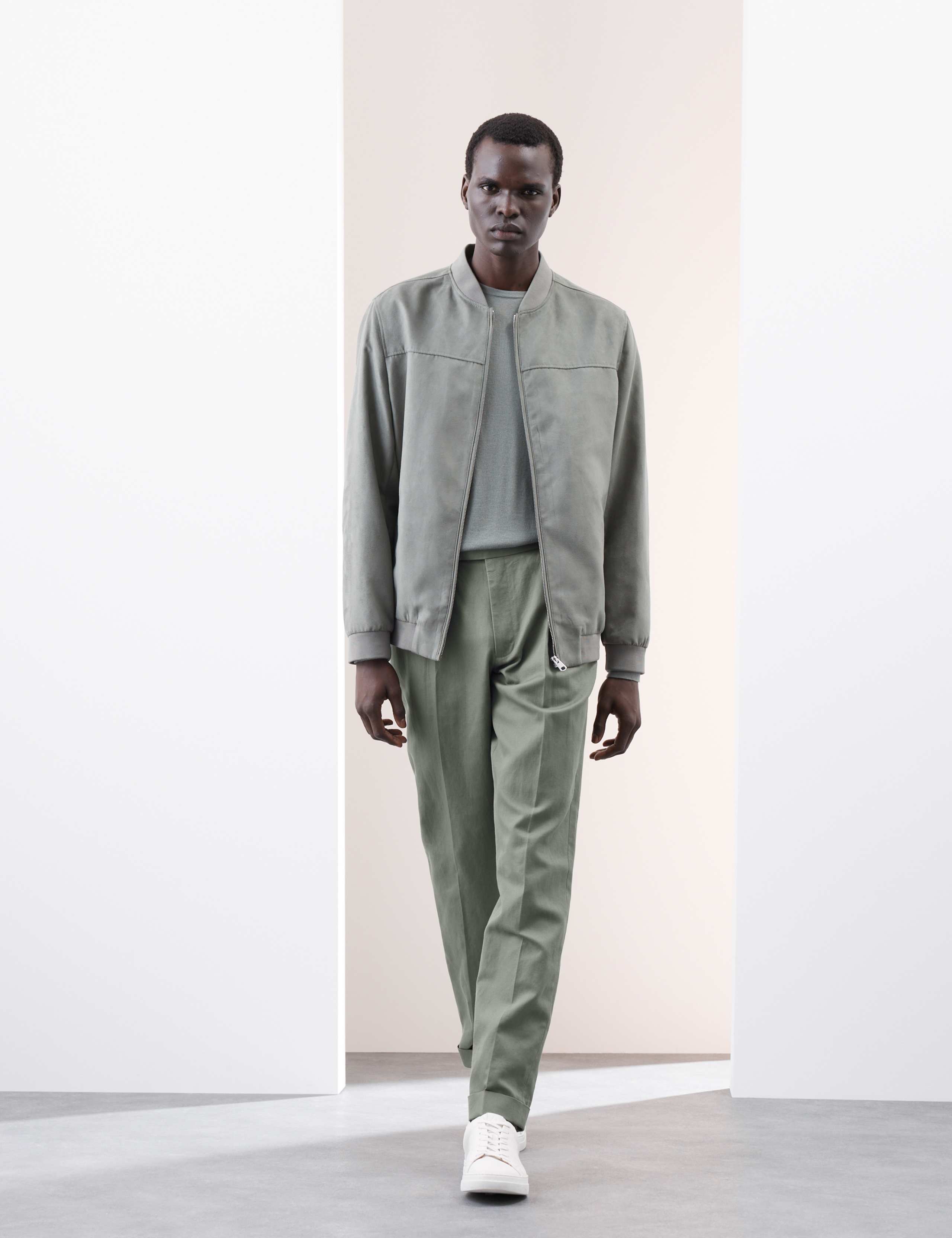 Linen Blend Single Pleat Smart Trousers