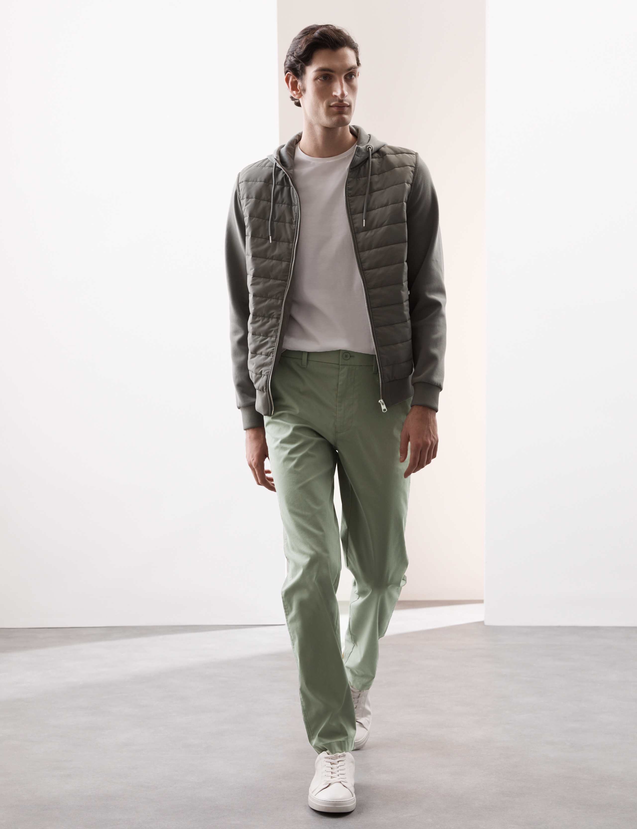 Regular Fit Super Lightweight Chinos