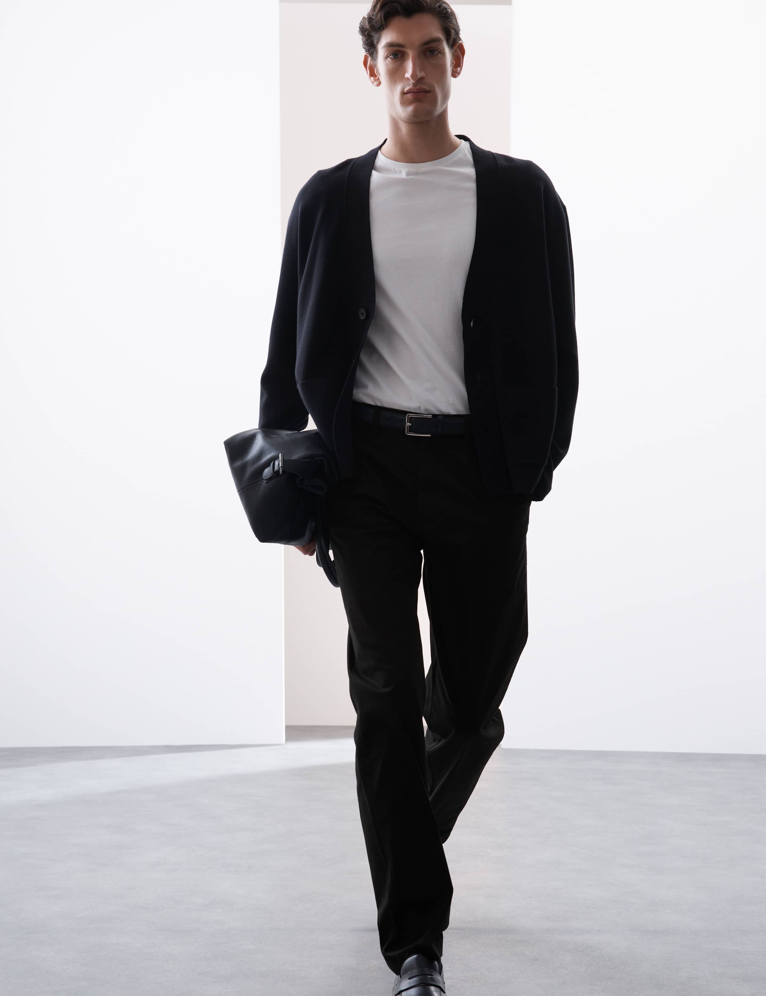 Loose Fit Super Lightweight Chinos