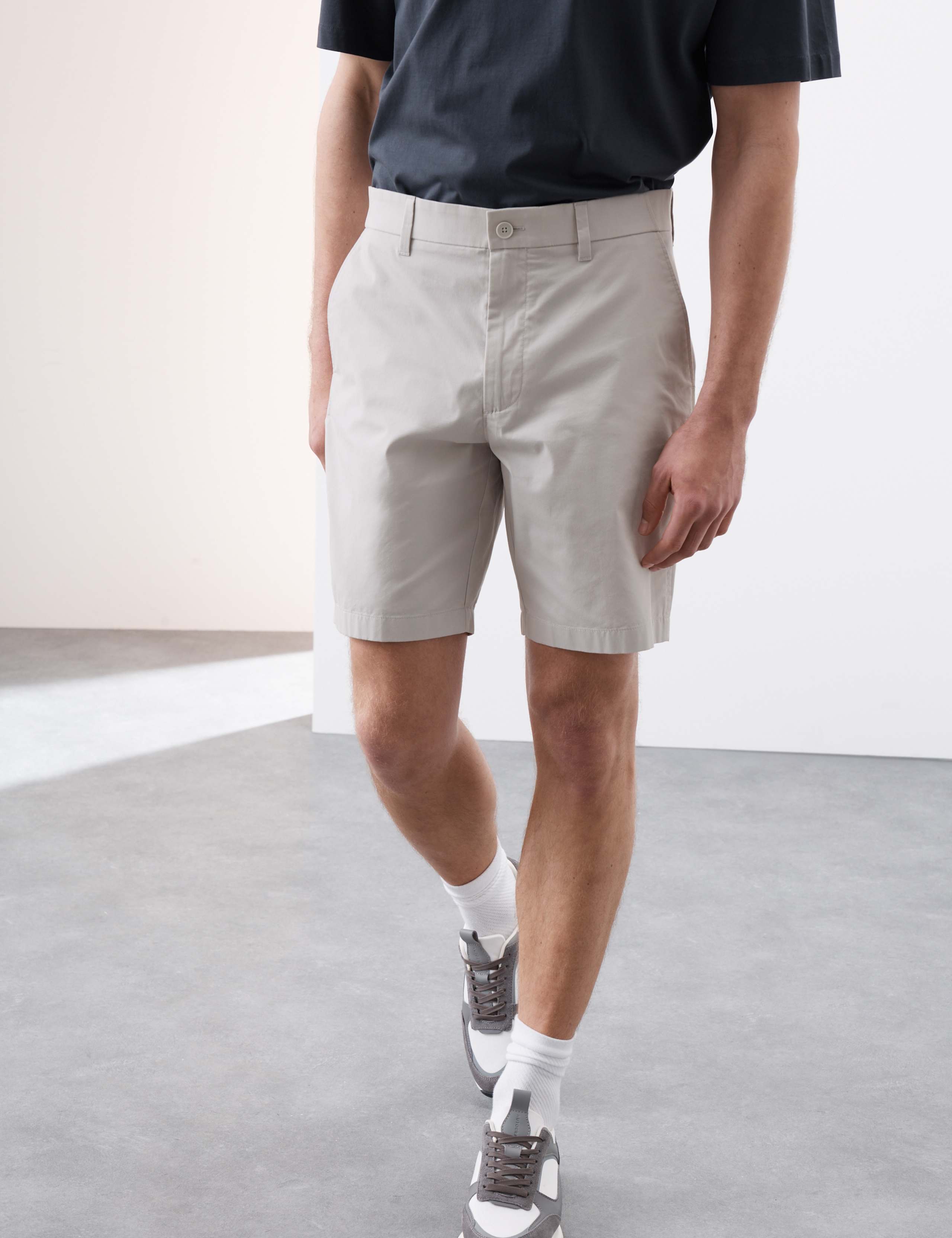 Regular Fit Super Lightweight Chino Shorts