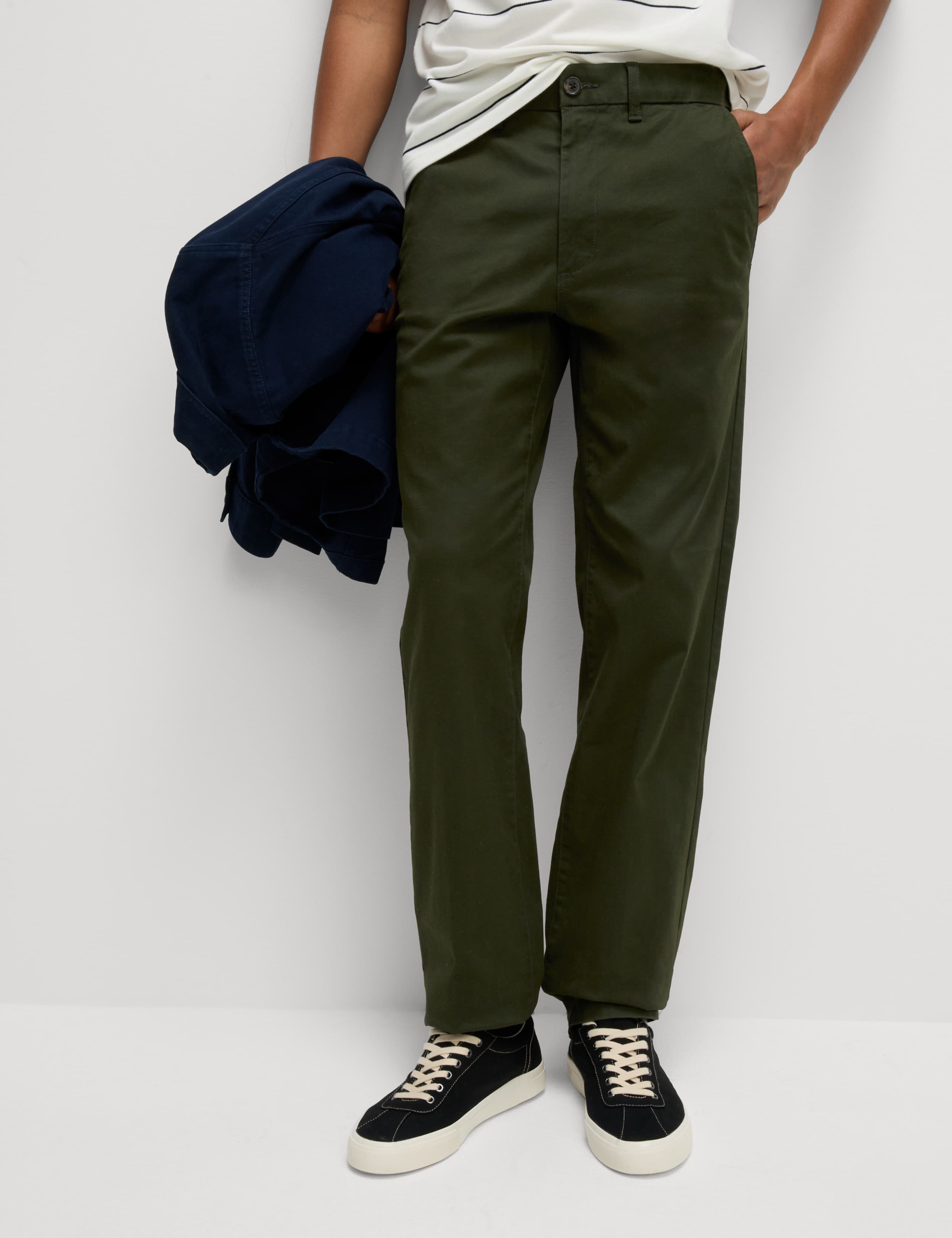 Regular Fit Heritage Twill Chinos