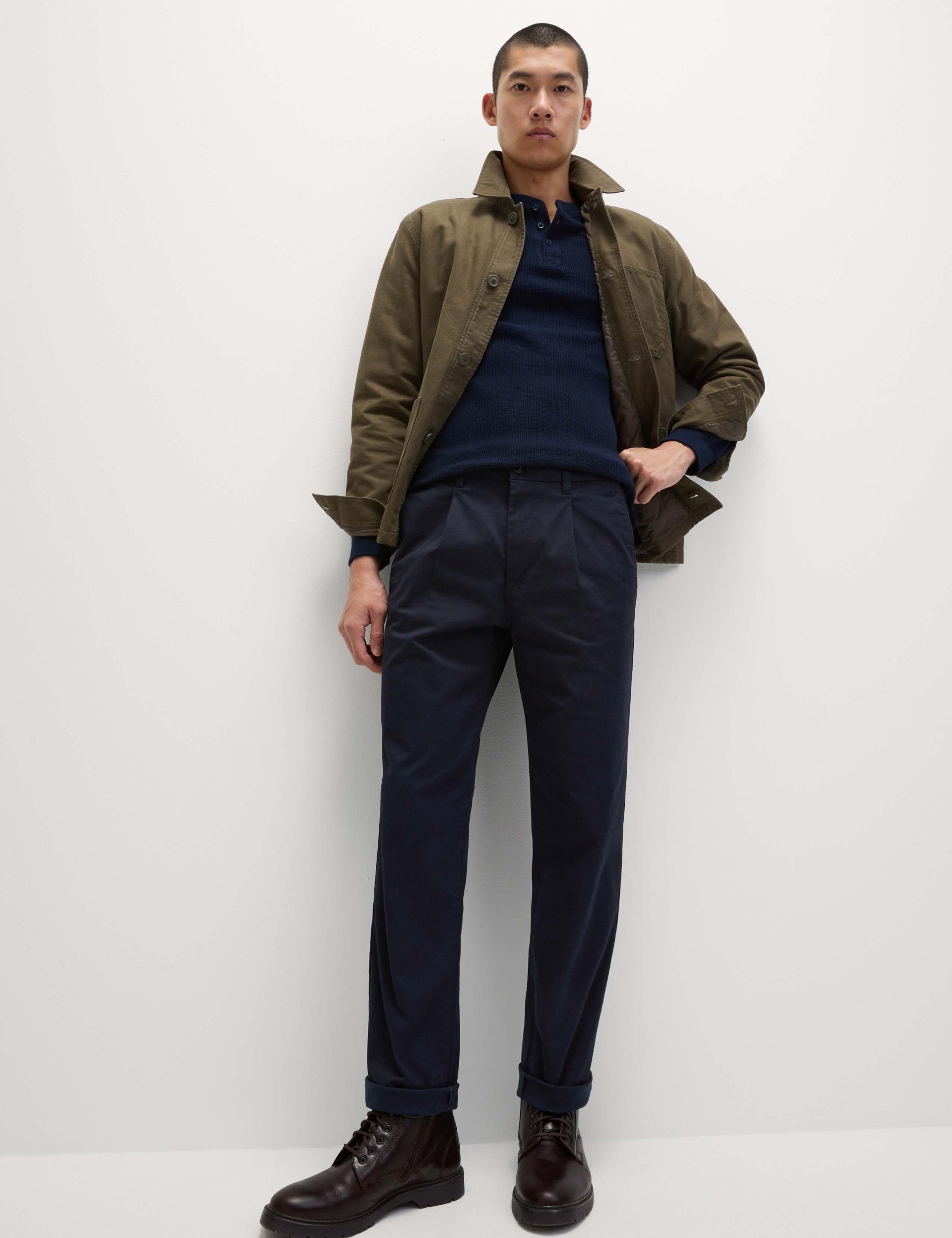 Regular Fit Heritage Twill Pleated Chinos