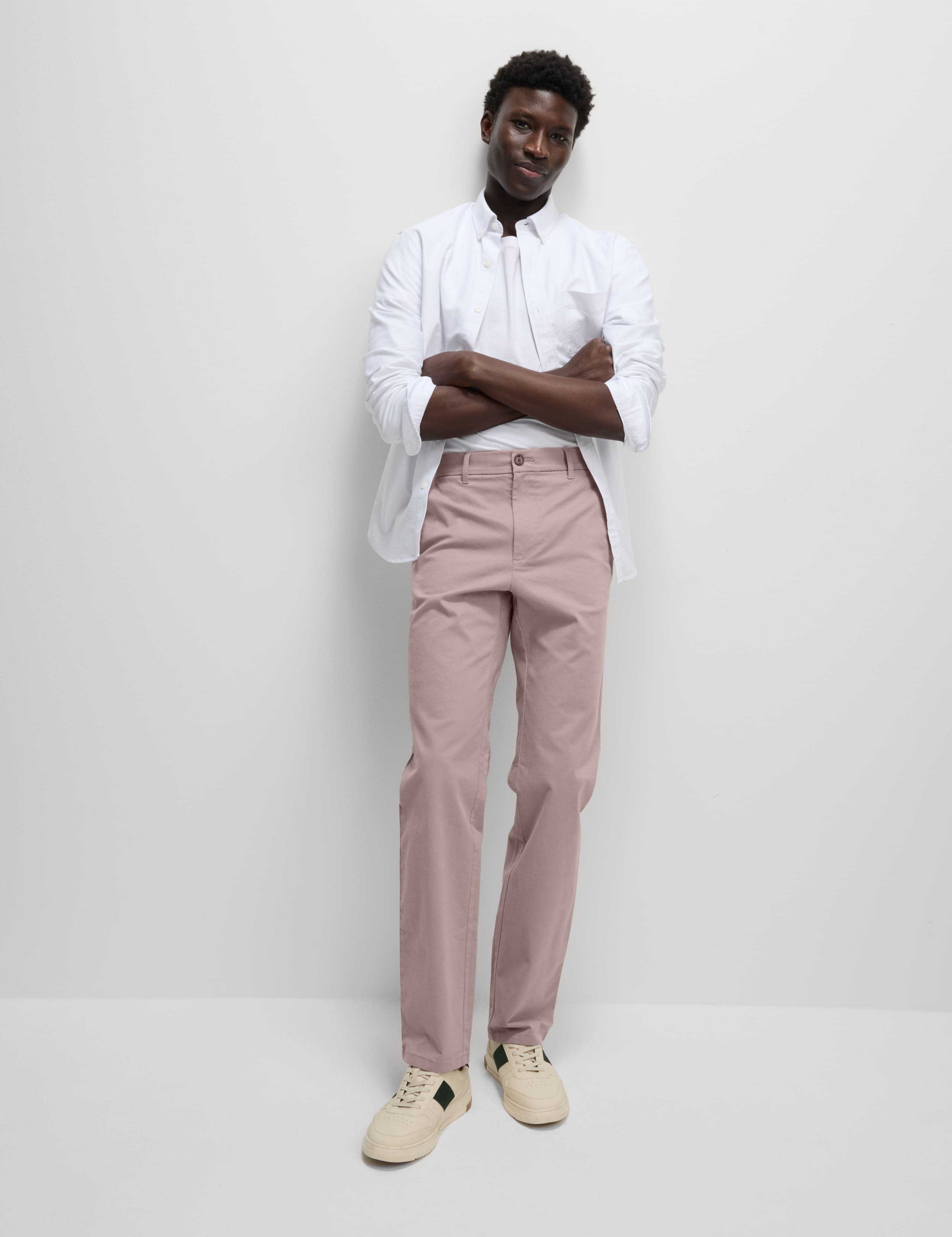 Regular Fit Stretch Chinos