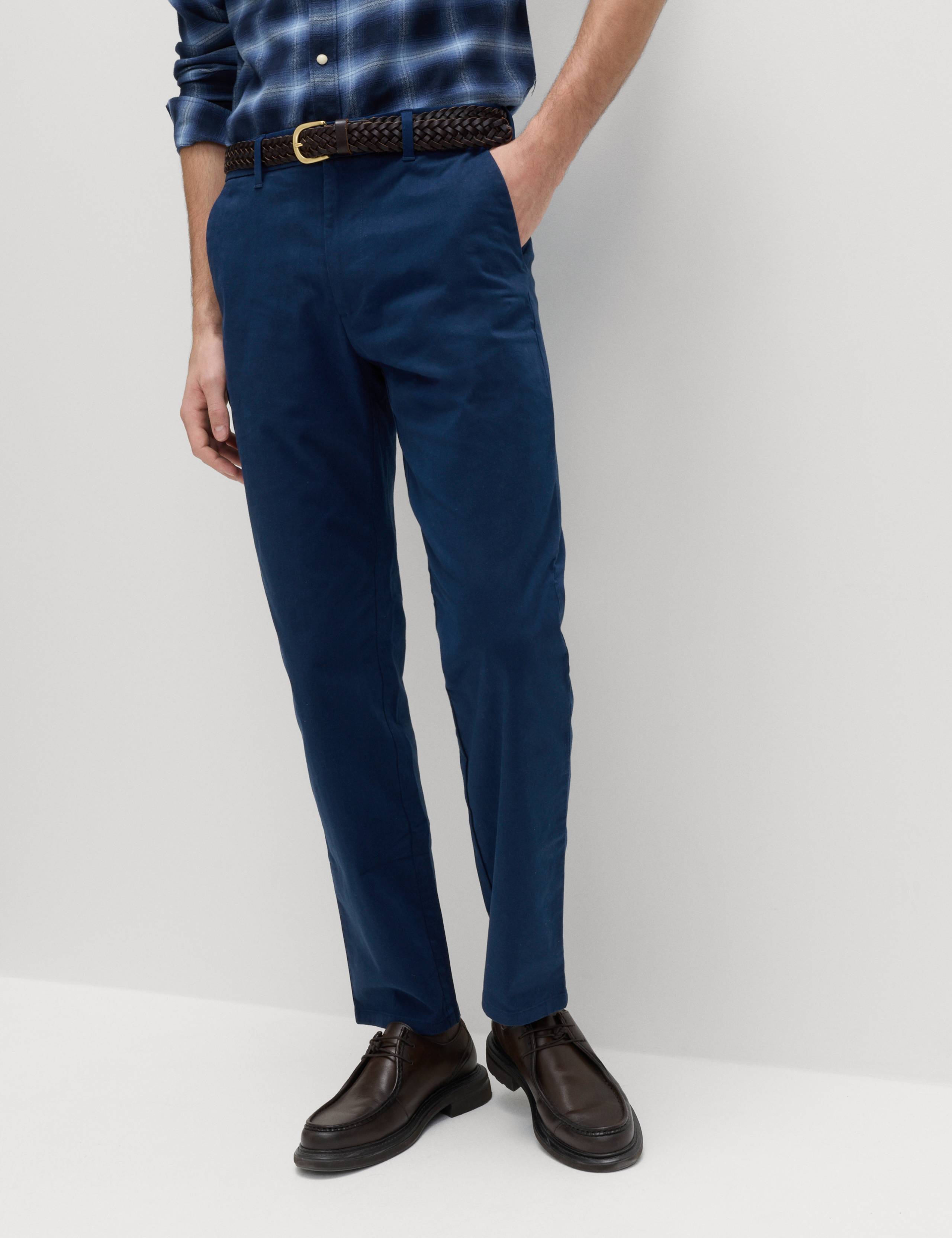 Regular Fit Stretch Chinos