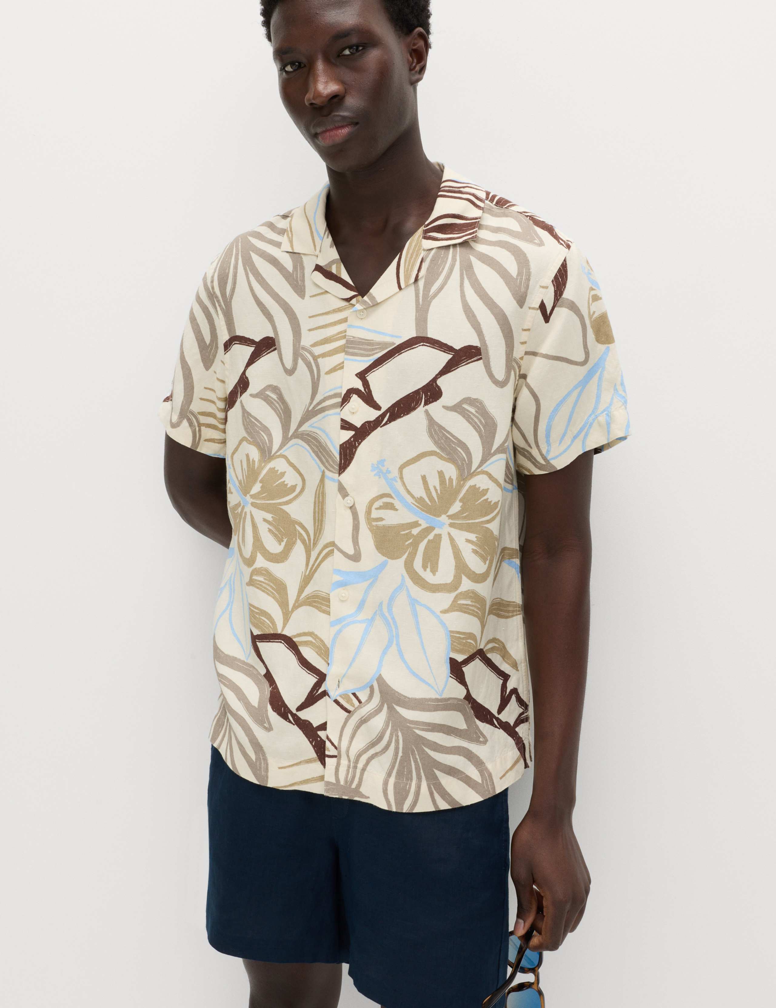 Linen Blend Hawaiian Short Sleeve Shirt
