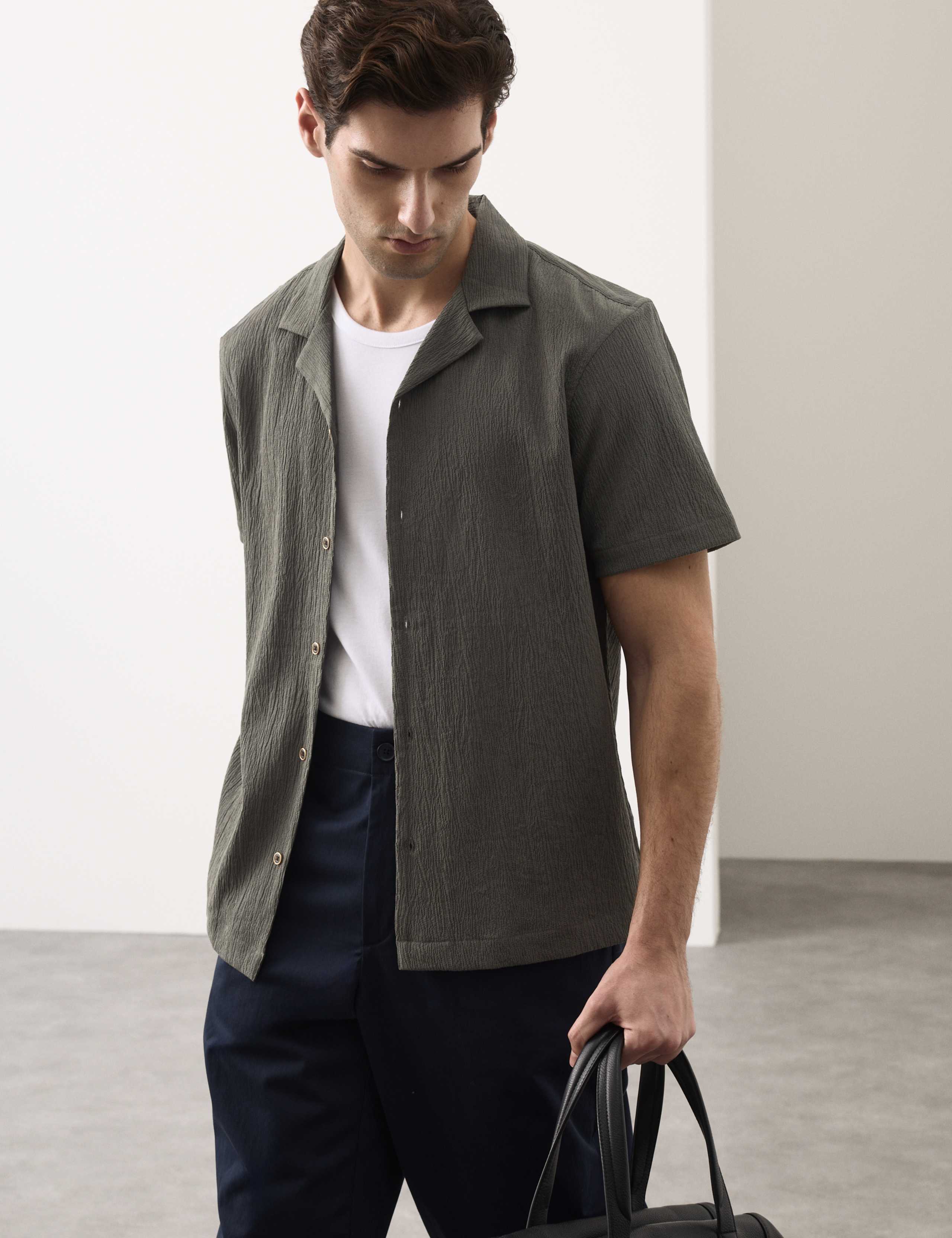 Relaxed Fit Crinkle Seersucker Shirt