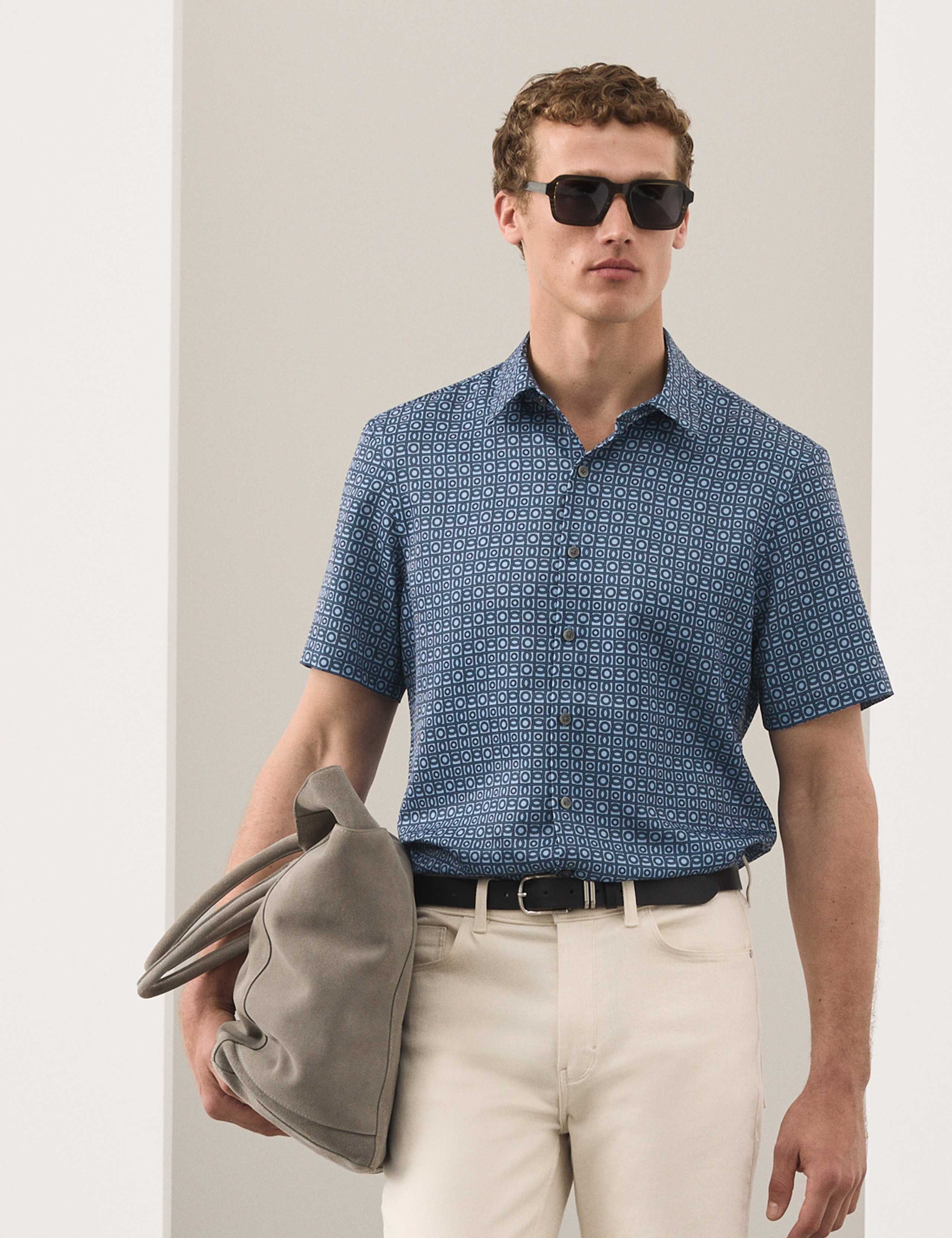 Geometric Print Short Sleeve Shirt