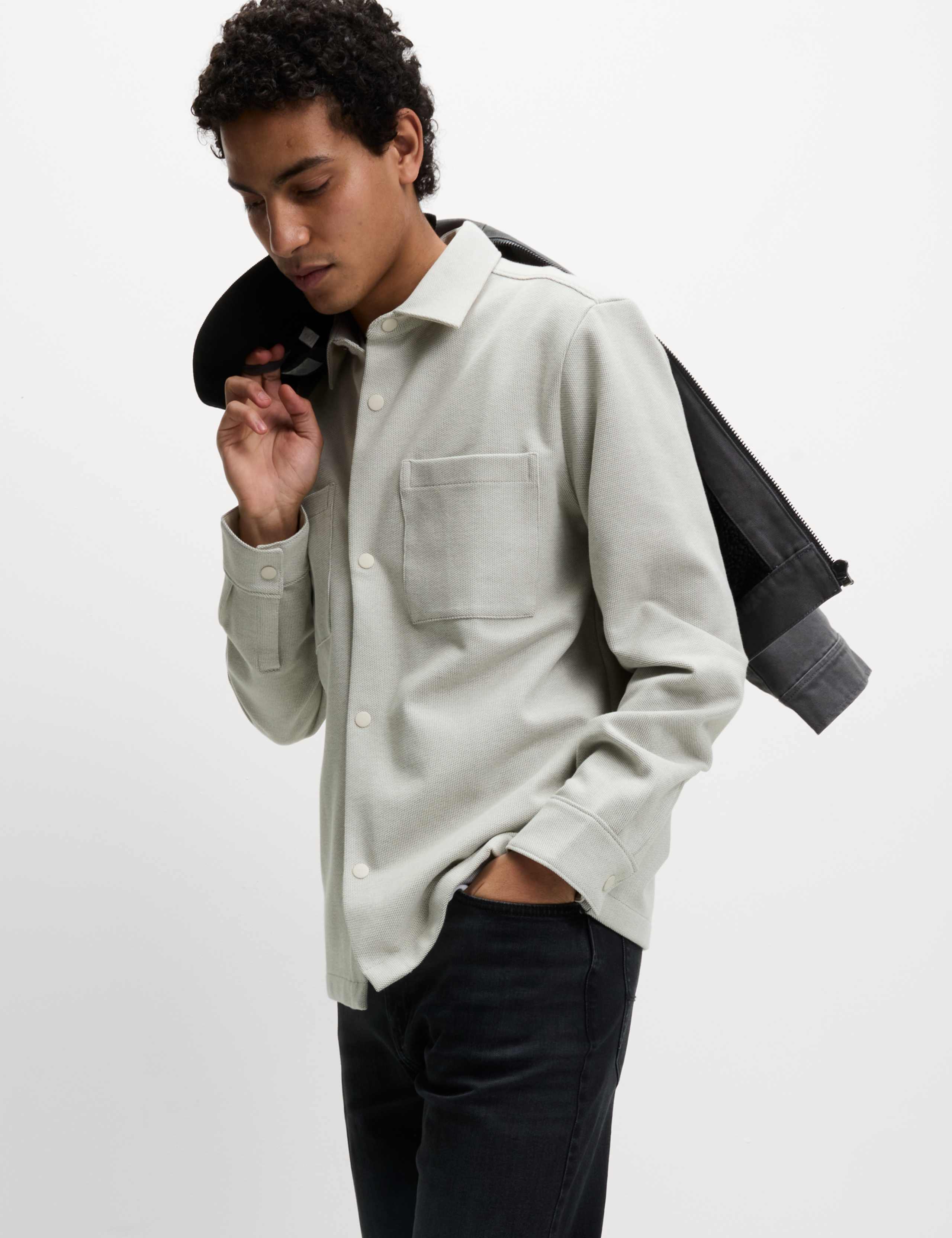 Smart Two Pocket Overshirt with Stretch