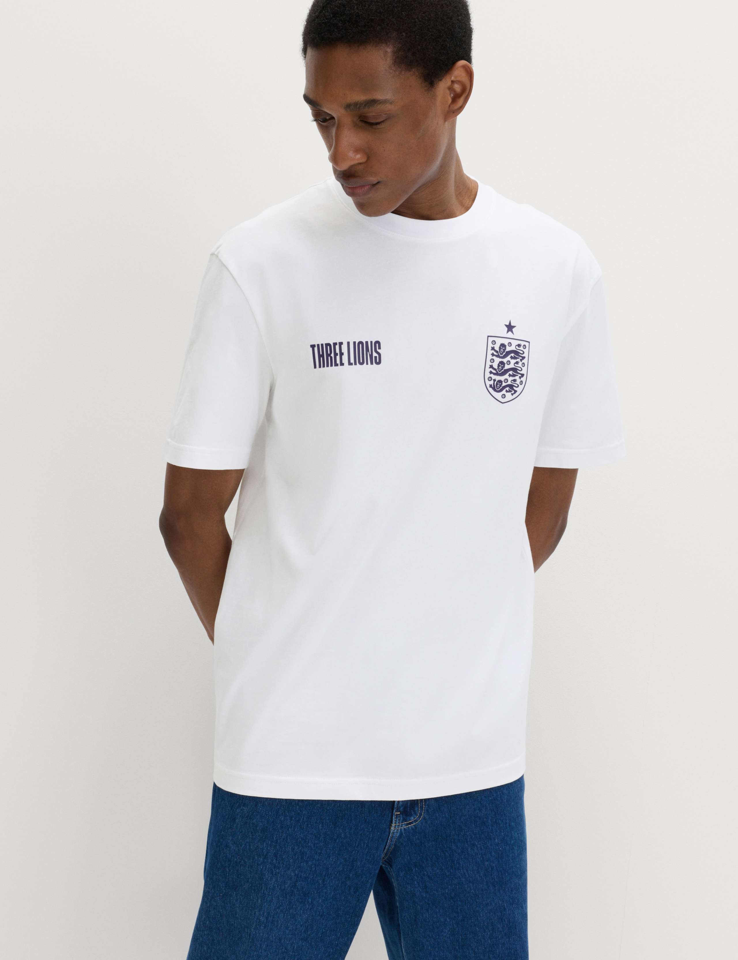 Pure Cotton Crew Neck Graphic T-Shirt