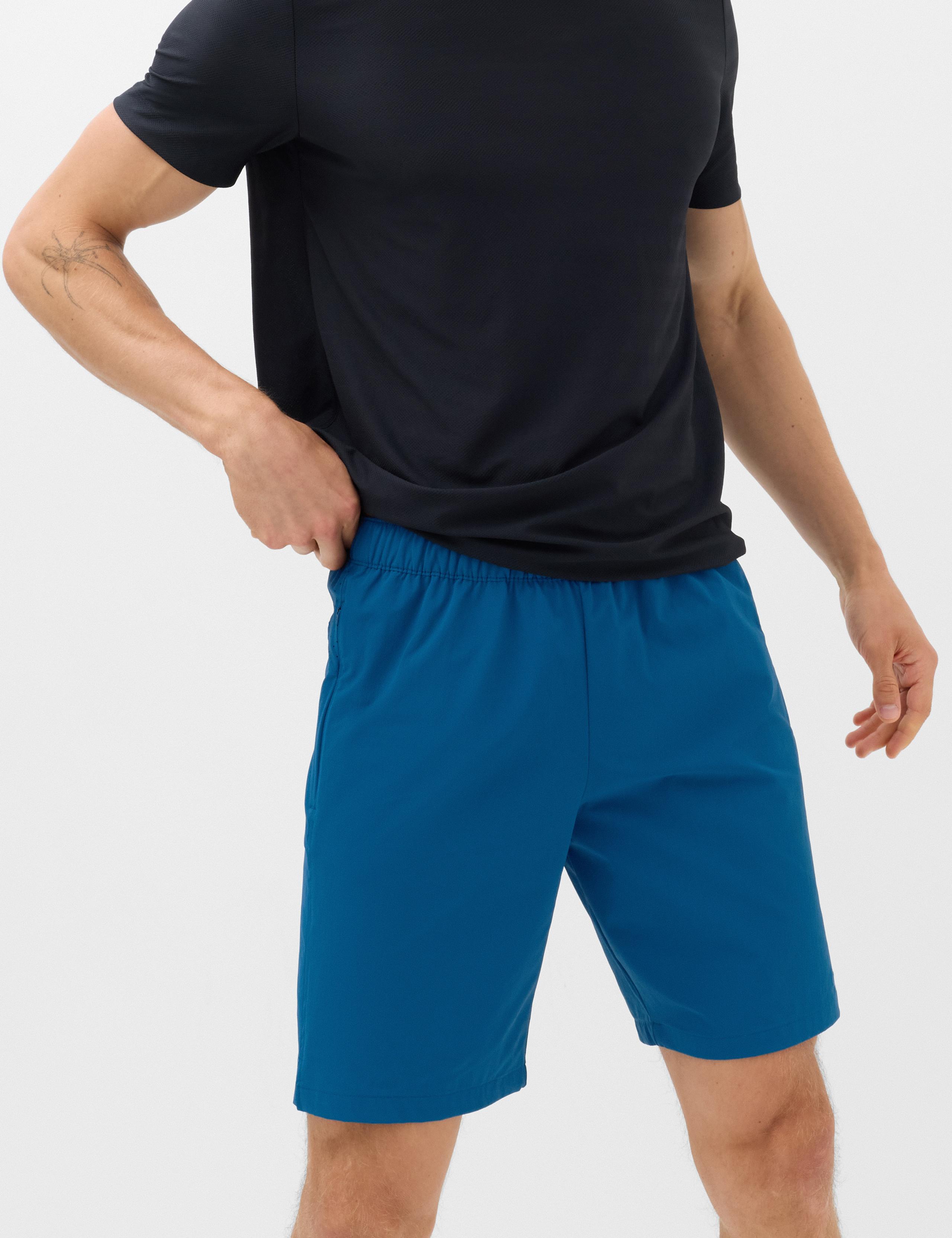 Regular Fit Stretch 9 inch Sports Shorts