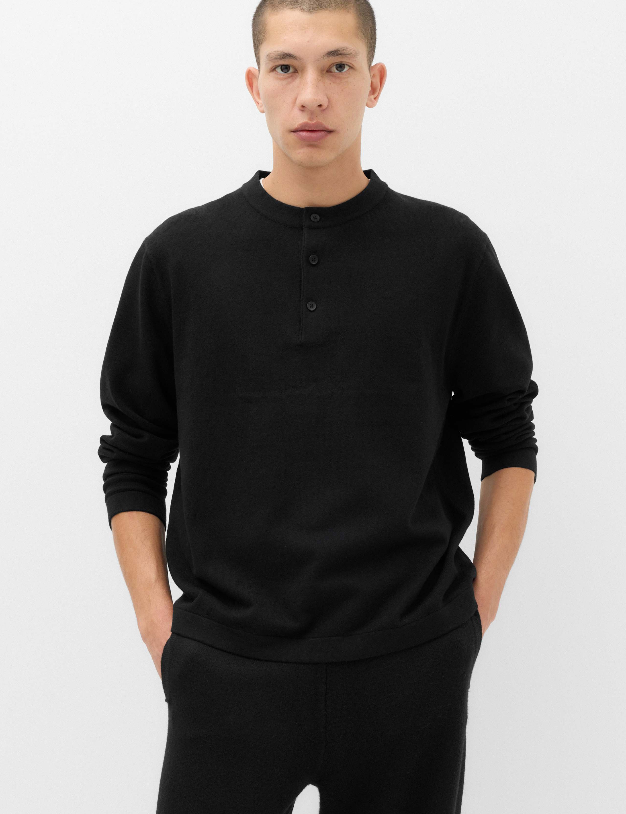 Air-Yarn Relaxed Henley Jumper