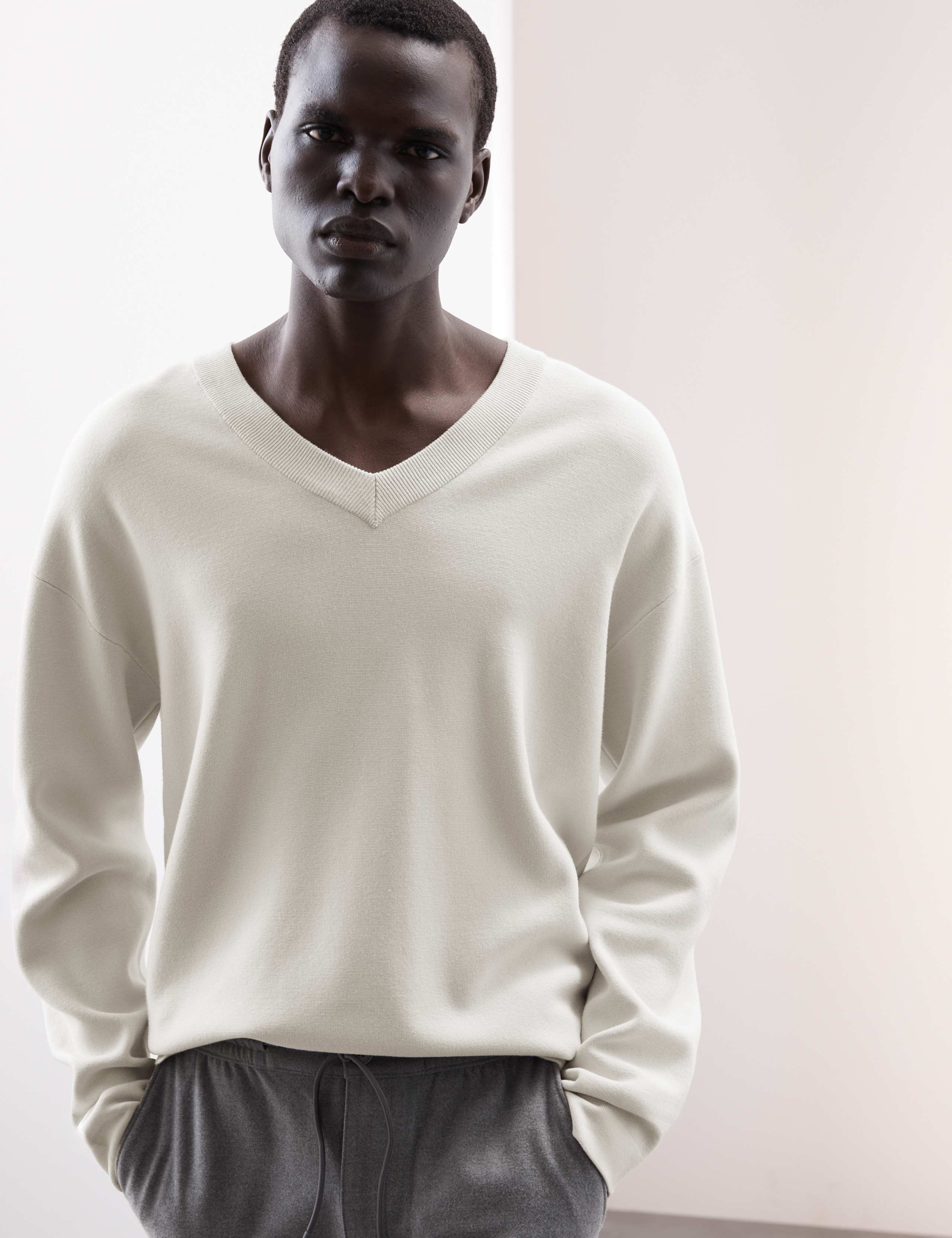 Relaxed  Milano Knit V-Neck Jumper