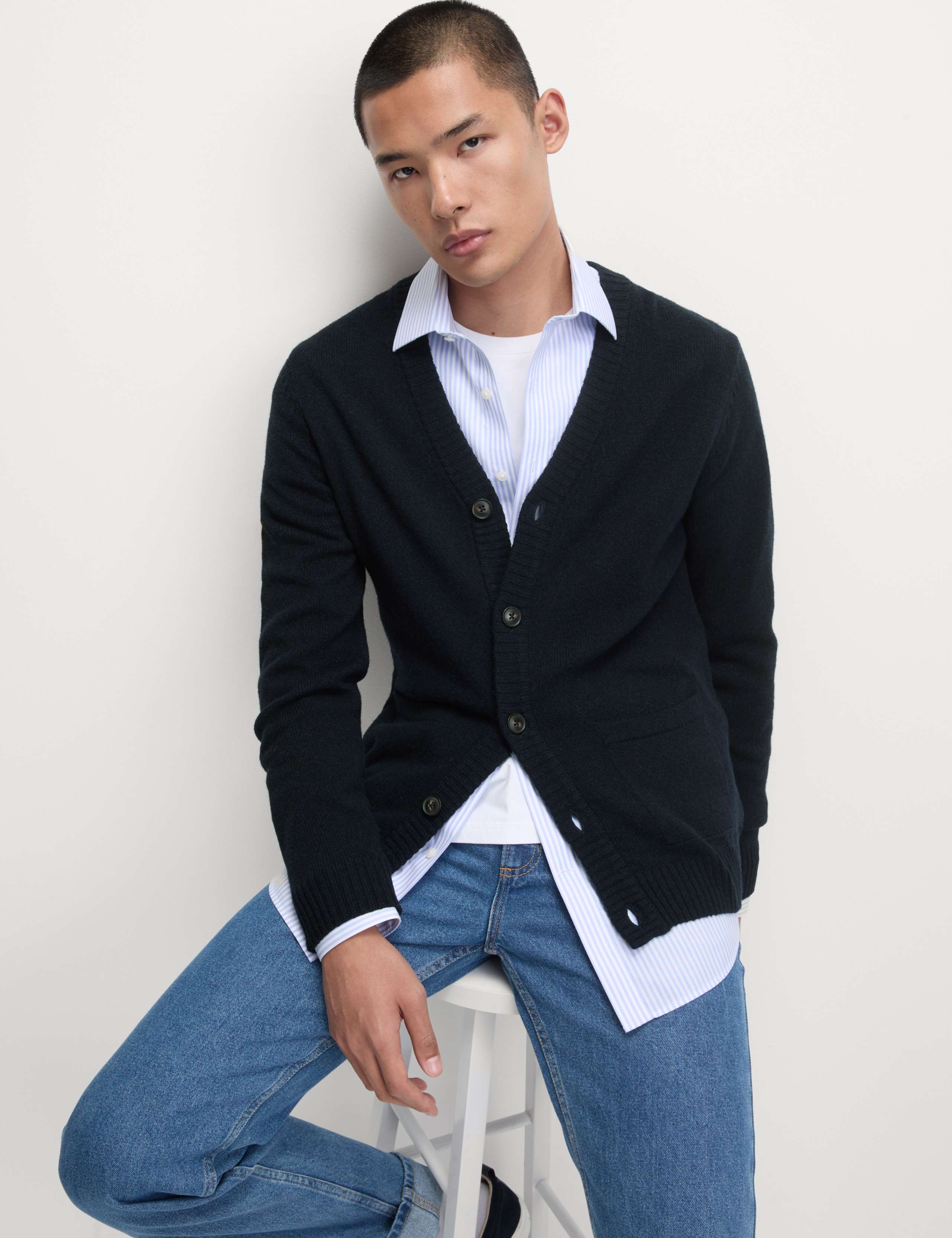 Extra Fine Lambswool Rich V-Neck Cardigan
