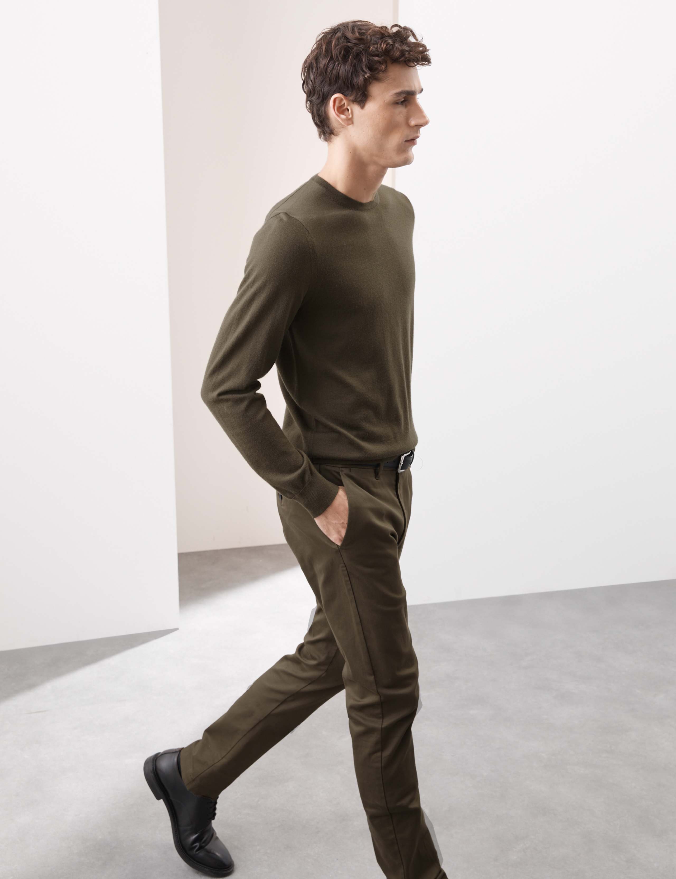 Pure Extra Fine Merino Wool Crew Neck Jumper