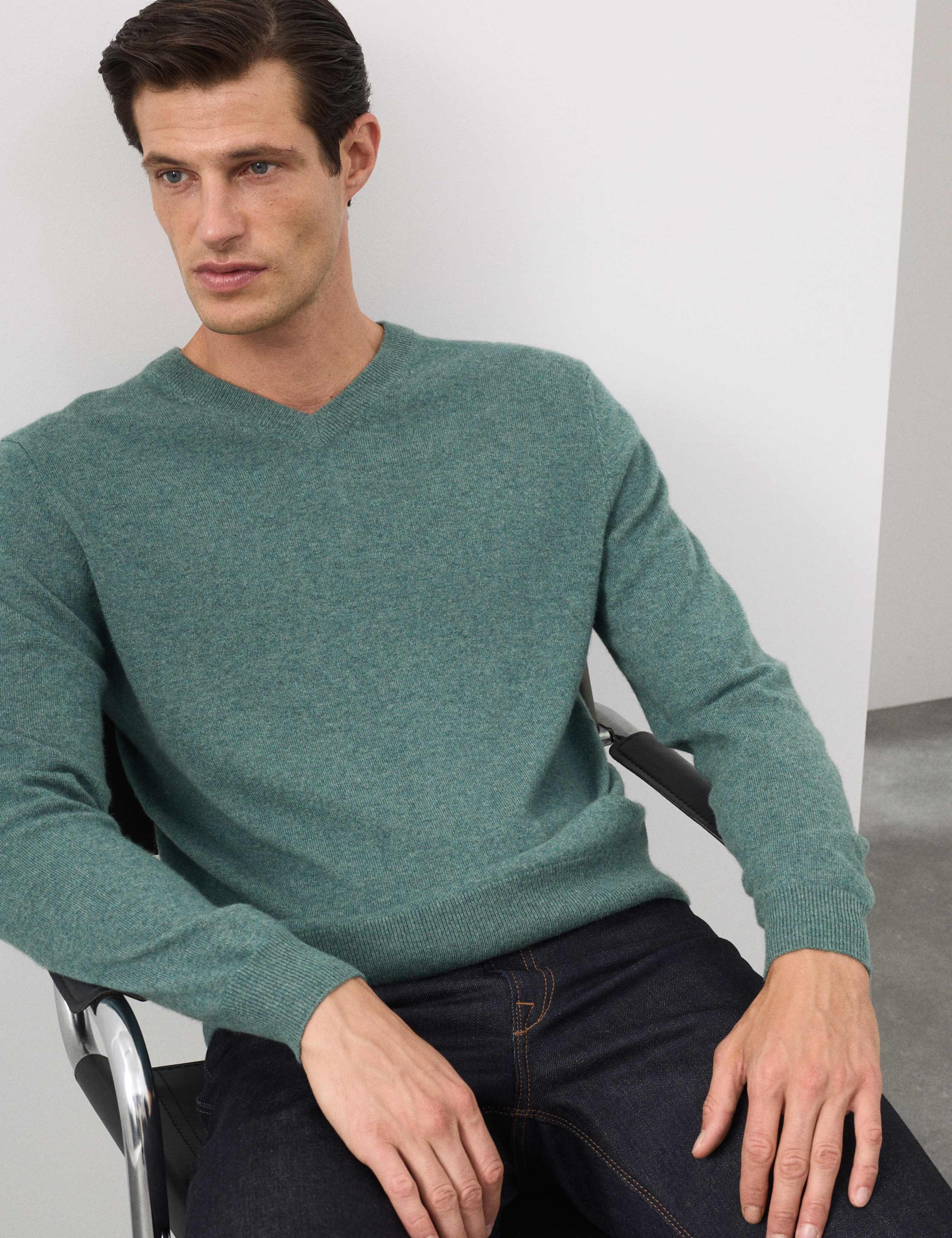 Pure Cashmere V-Neck Jumper